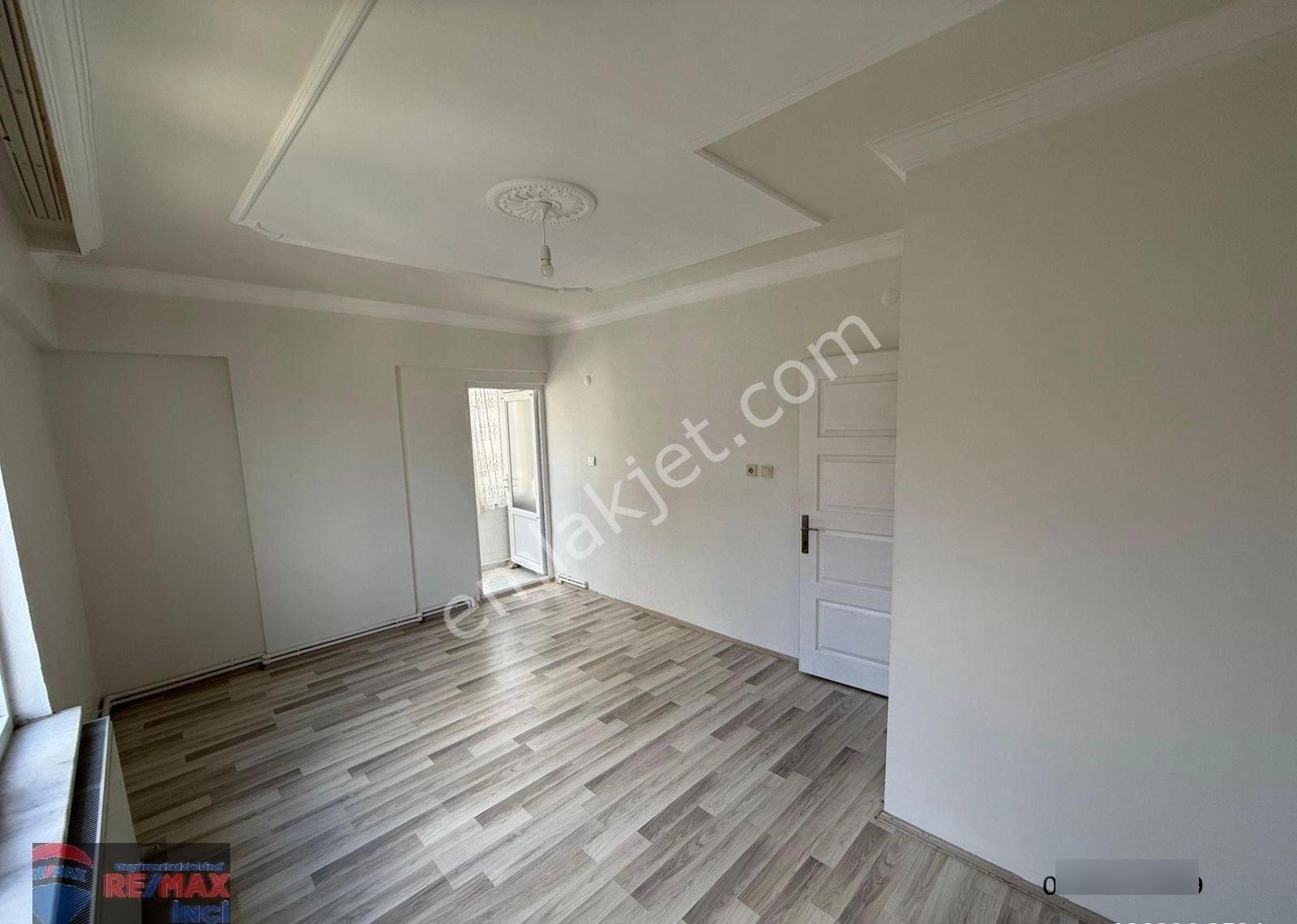 Re/max İnci'den Toygar Mah. Damla Sitesinde Geniş Kiralık 2+1 Daire - Görsel 4