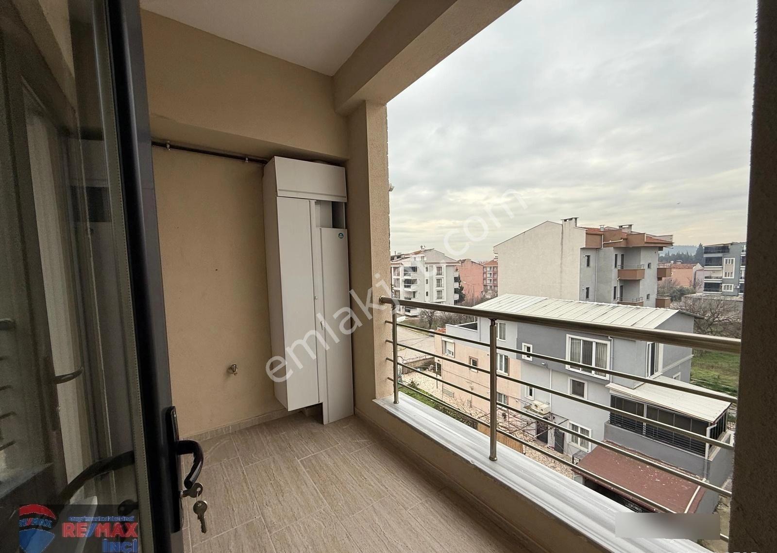 Re/max İnci'den Gop. Ayrı Mutfaklı Teraslı Geniş Kiralık 1+1 - Görsel 17