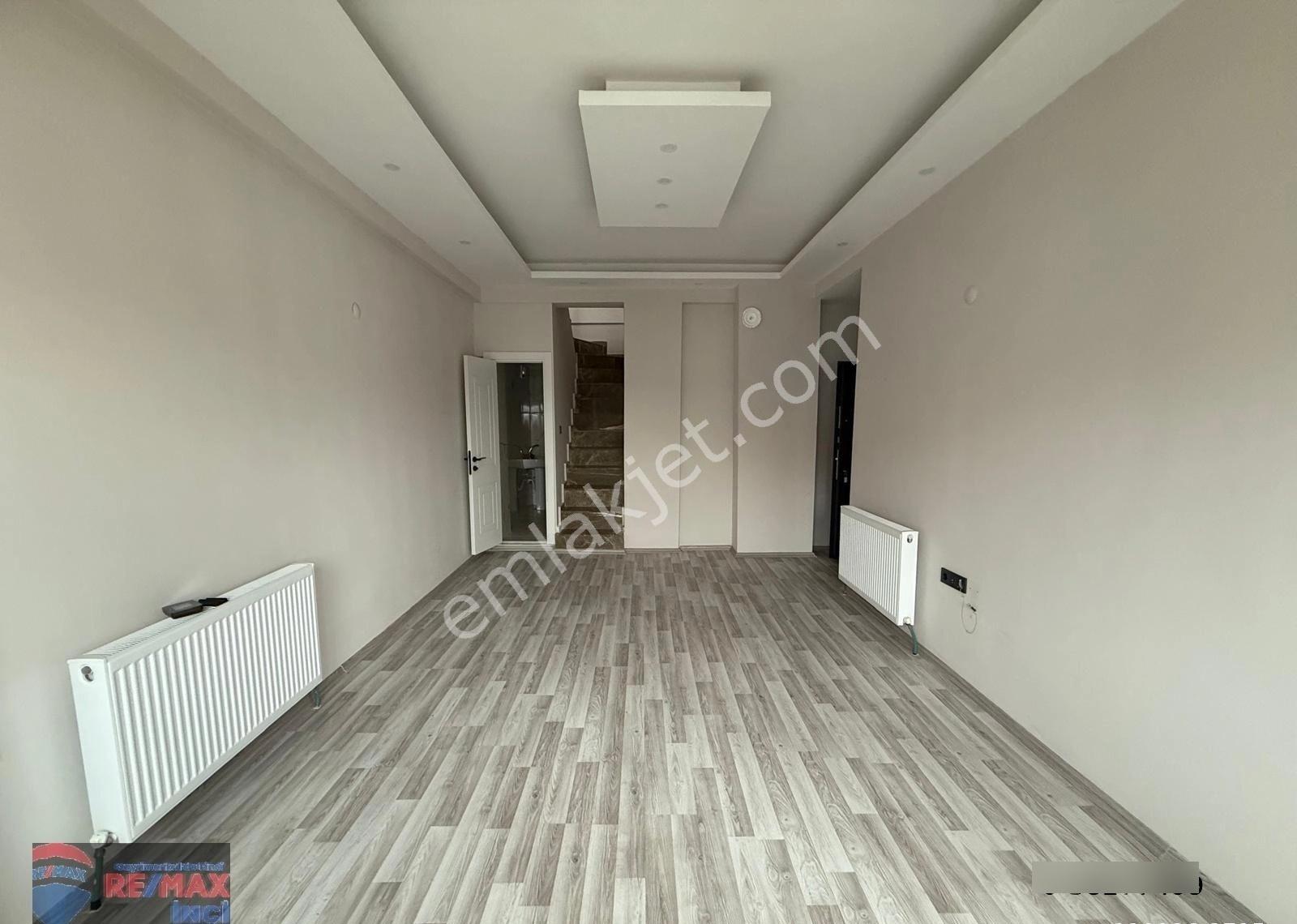 Re/max İnci'den Gop. Ayrı Mutfaklı Teraslı Geniş Kiralık 1+1 - Görsel 11