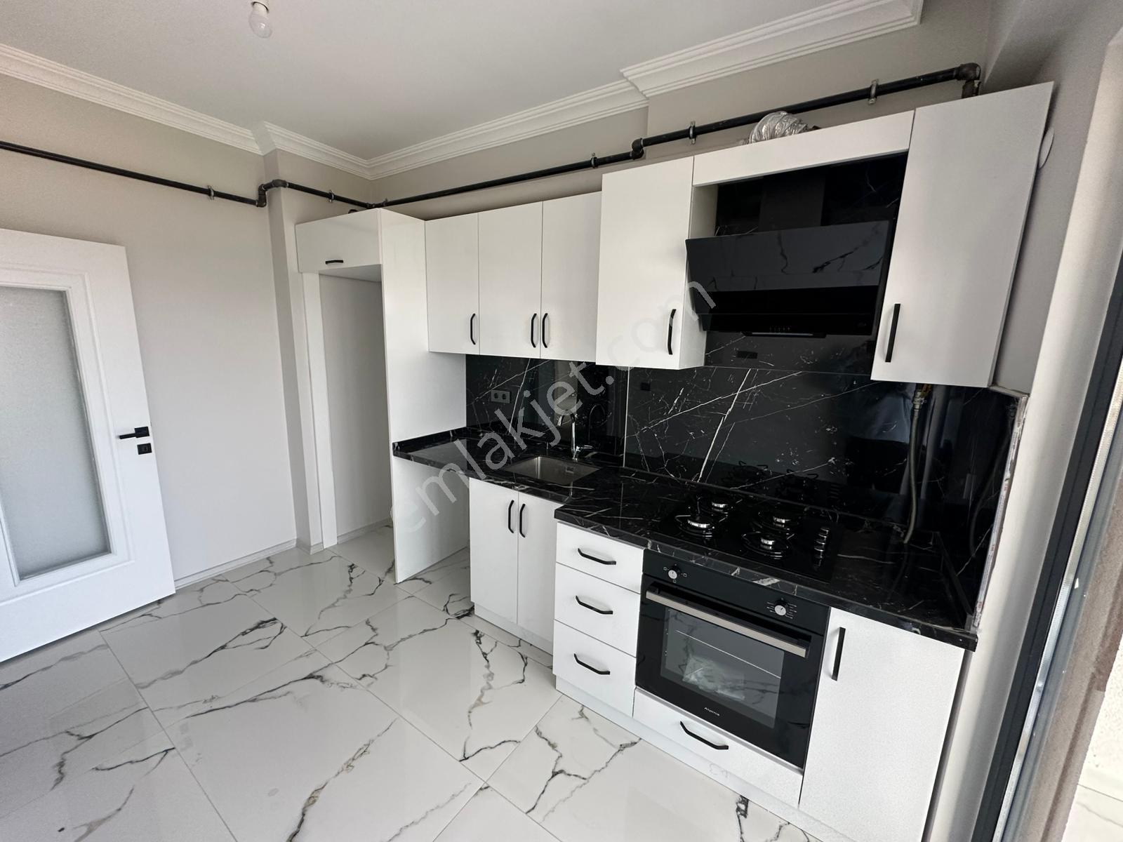 Bilgni Emlaktan Merkezi Konumda Şehir Manzaralı Sıfır 2+1 Kiralık Daire - Görsel 5
