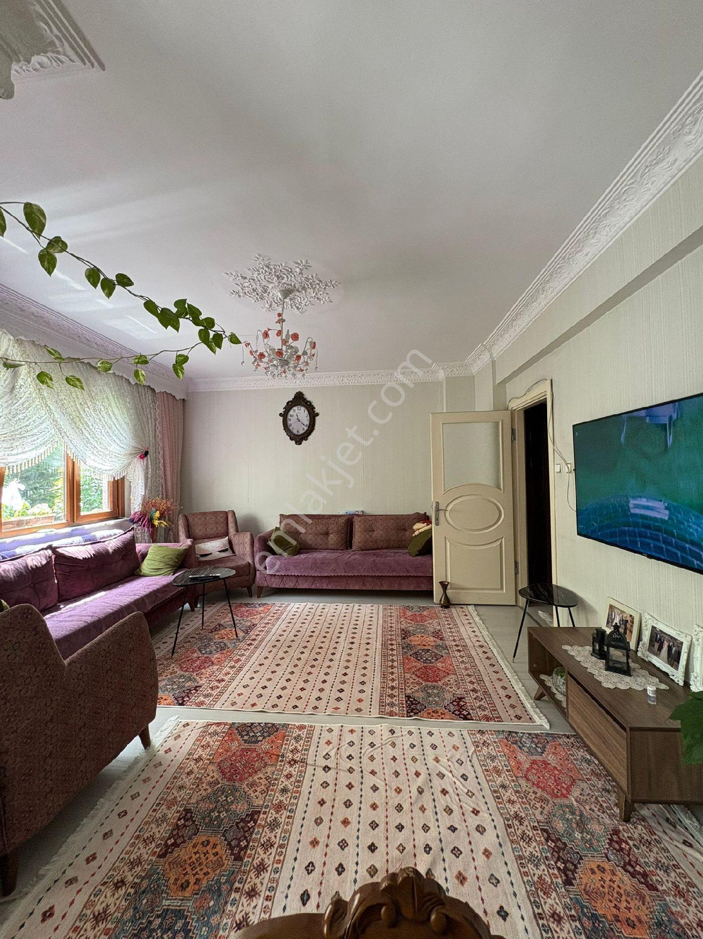 S.evler Belediye Yakını İskanlı Binada 3+1 110m2 Kupon Daire
