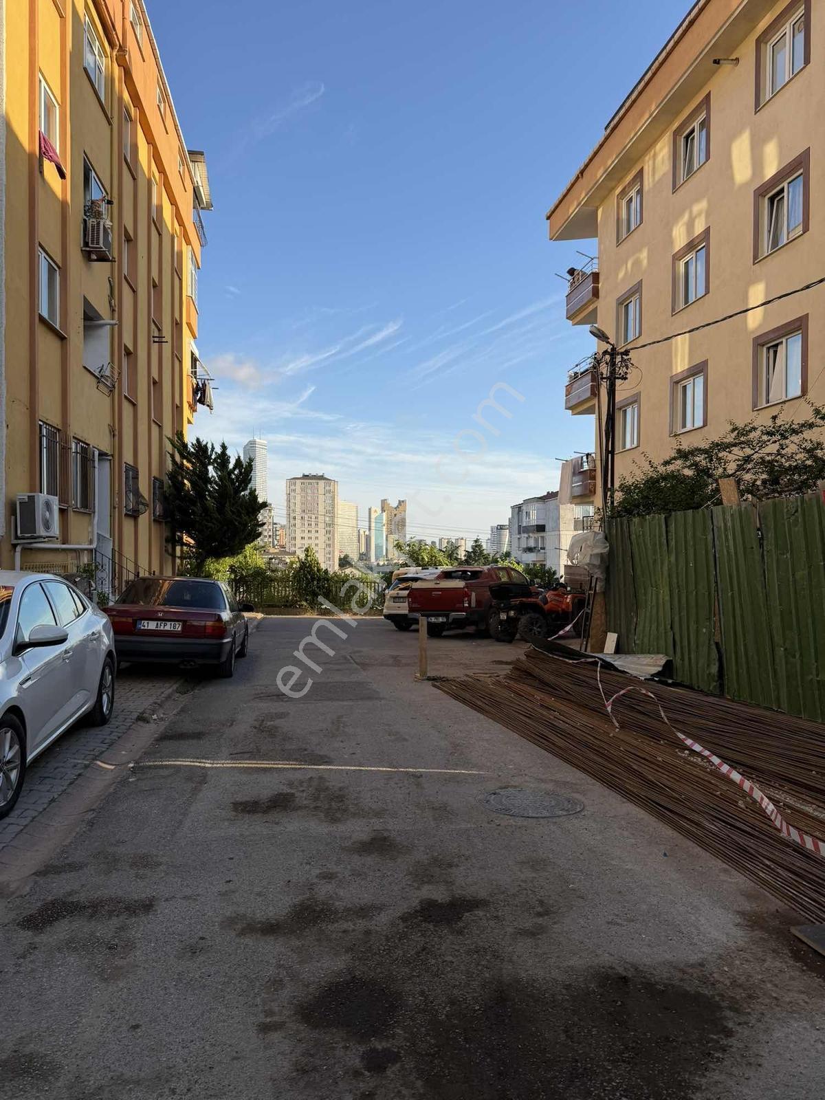 Ümraniyede İstanbul Finans Merkezi Manzaralı Ferah 3+1 Daire - Görsel 2