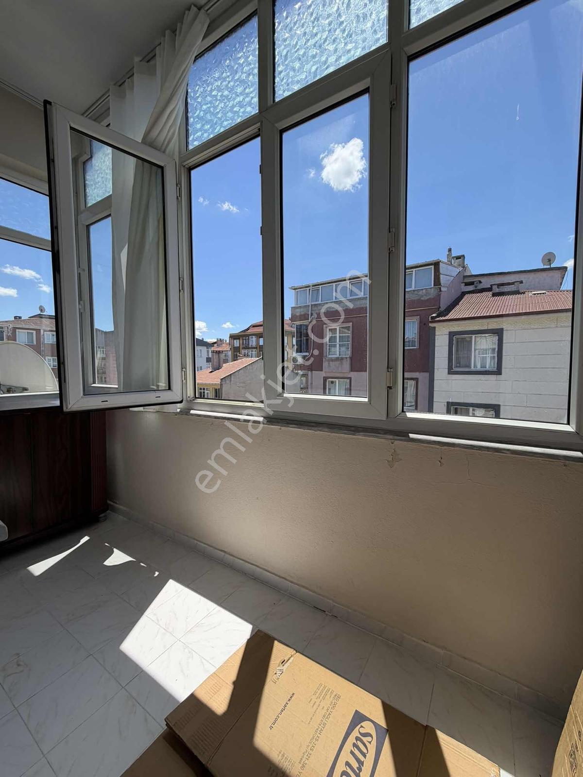 Şeyhsinan Mahallesi'nde Merkezi Konumda Kiralık 3+1 Daire - Görsel 8