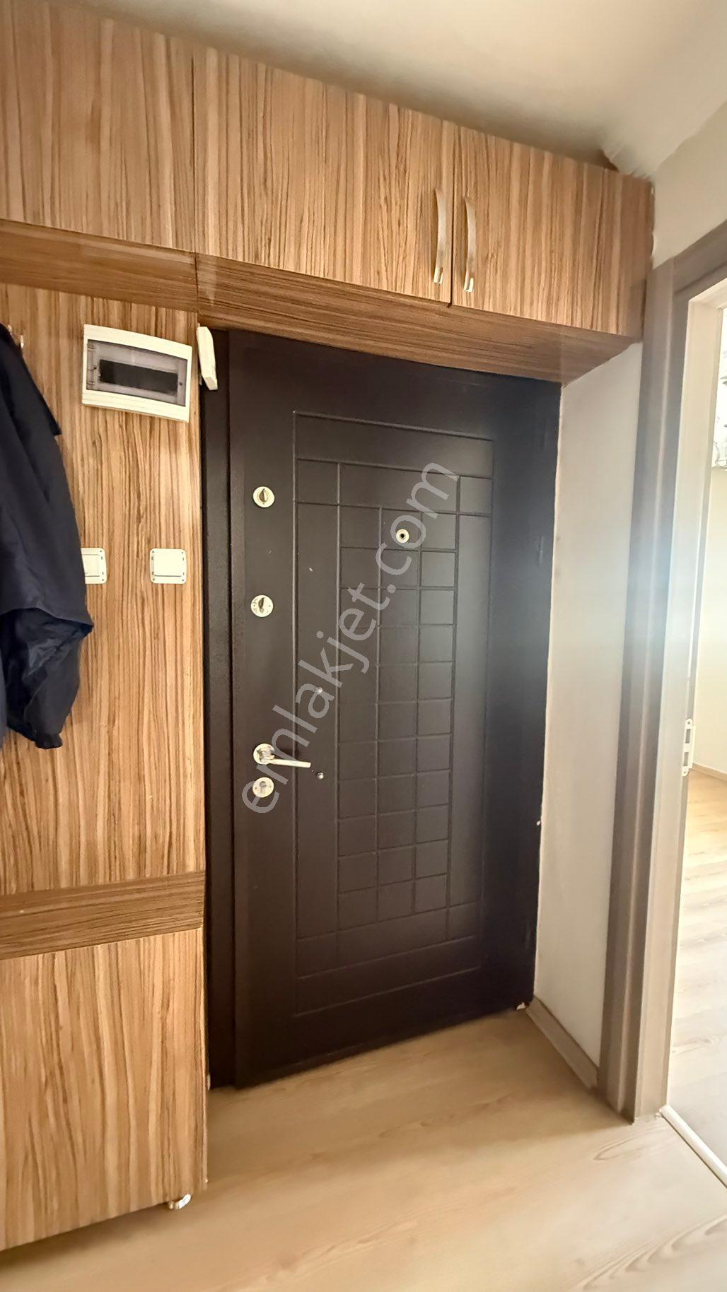 Alaybey Mahallesinde 2+1 Doğalgazlı Kiralık Arakat Daire - Görsel 14