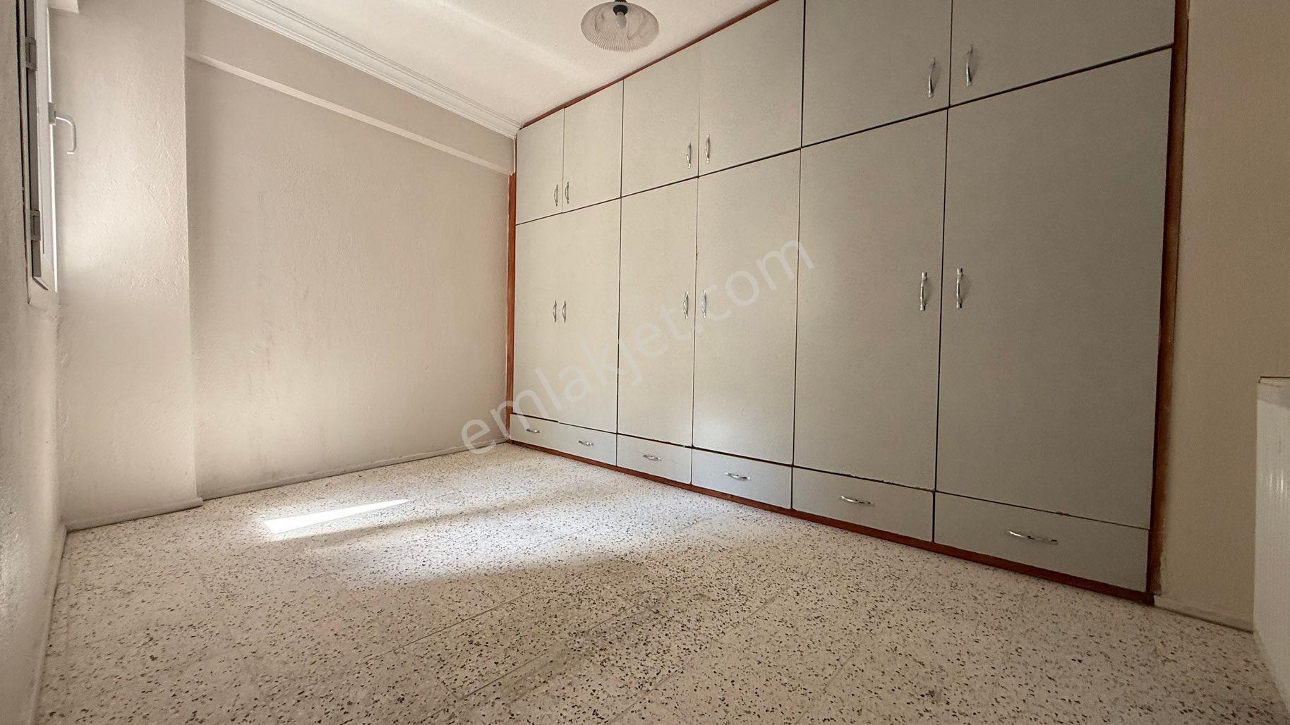 Alaybey Mahallesinde 2+1 Doğalgazlı Kiralık Arakat Daire - Görsel 16