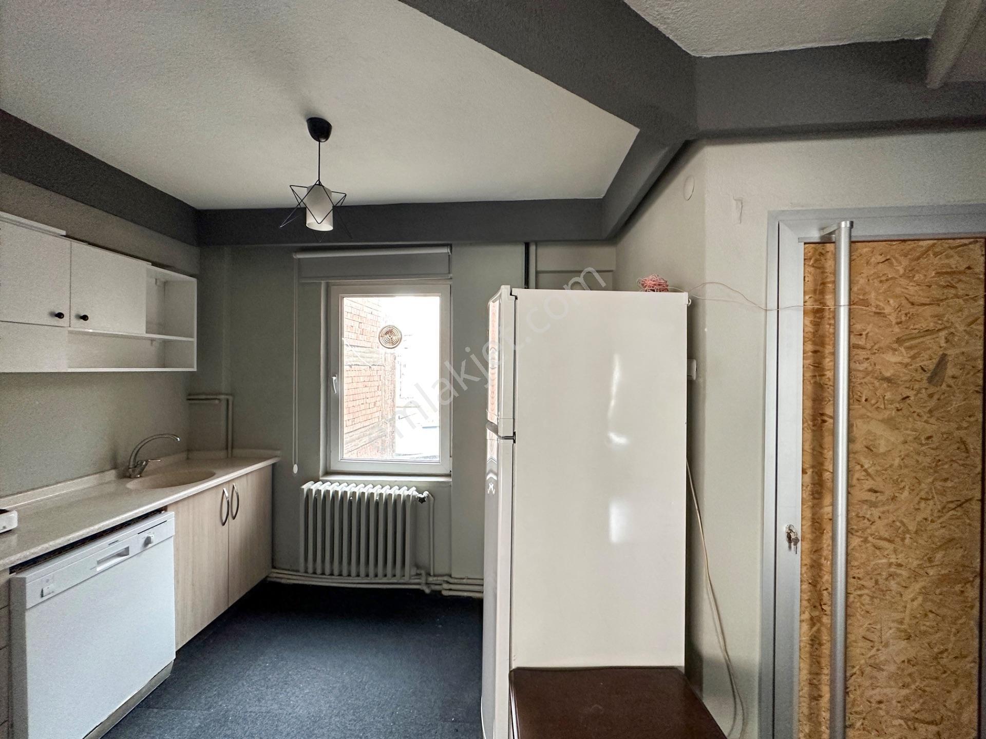 Era Söz Den Kızılay Caddesinde Eşyalı Kiralık 2+1 Daire - Görsel 7