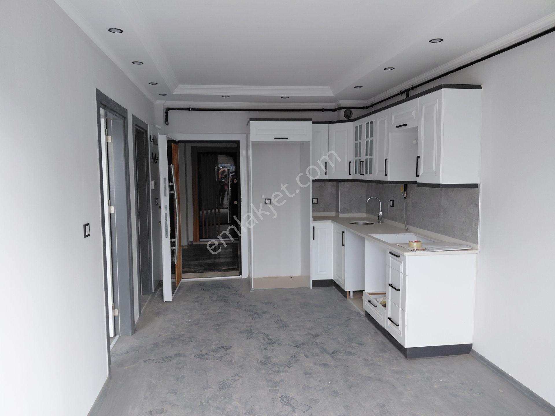 Muradiye De Satılık Site İçi 1+1 55 M2 4.kat Sıfır Daire Takas Olur