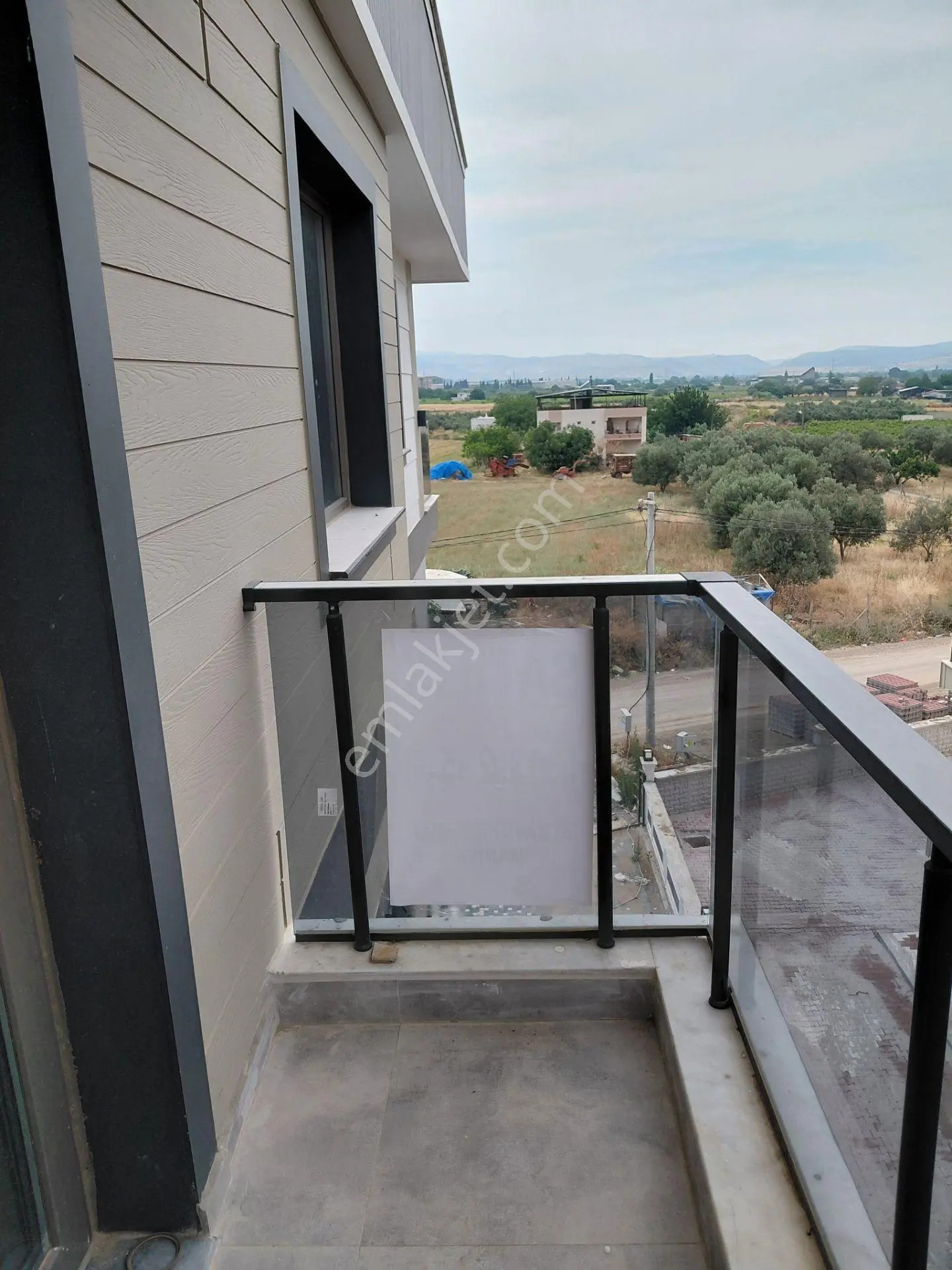 Muradiye De Satılık Site İçi 1+1 55 M2 4.kat Sıfır Daire Takas Olur - Görsel 3