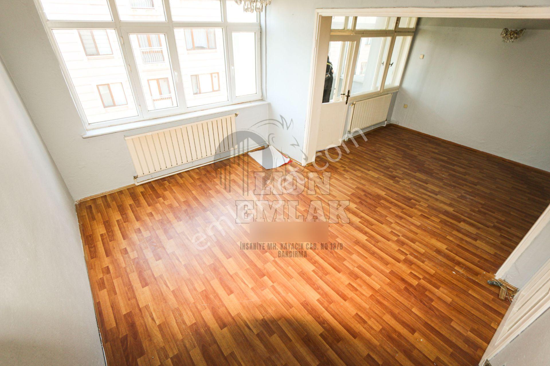 Bandırma Hacıyusuf Mahallesinde Kaçırılmayacak Fırsat! Yenilenmiş, Çift Kapalı Balkonlu Kiralık - Görsel 8