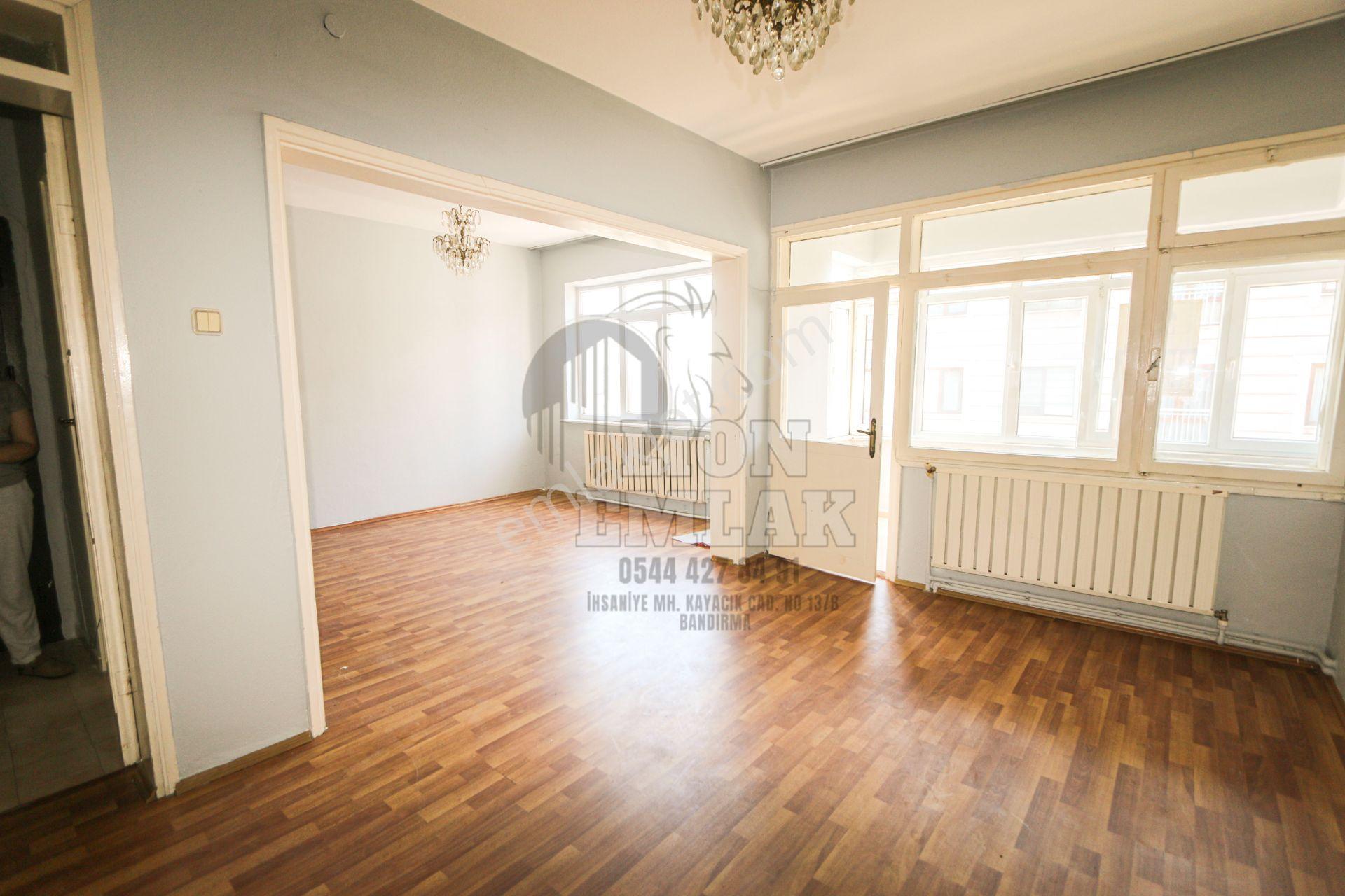 Bandırma Hacıyusuf Mahallesinde Kaçırılmayacak Fırsat! Yenilenmiş, Çift Kapalı Balkonlu Kiralık - Görsel 11