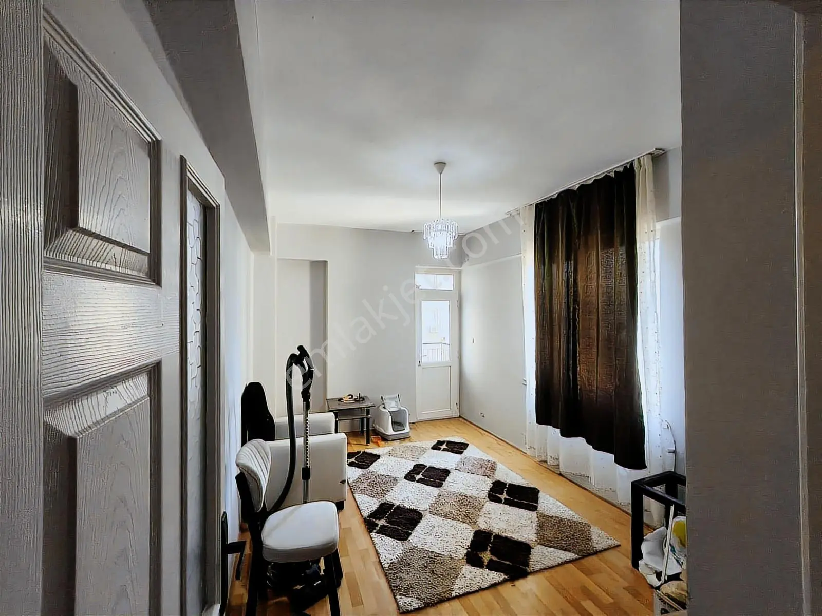 Tramvaya Yakın 3+1 Site İçi Net 135 M2 Daire - Görsel 8