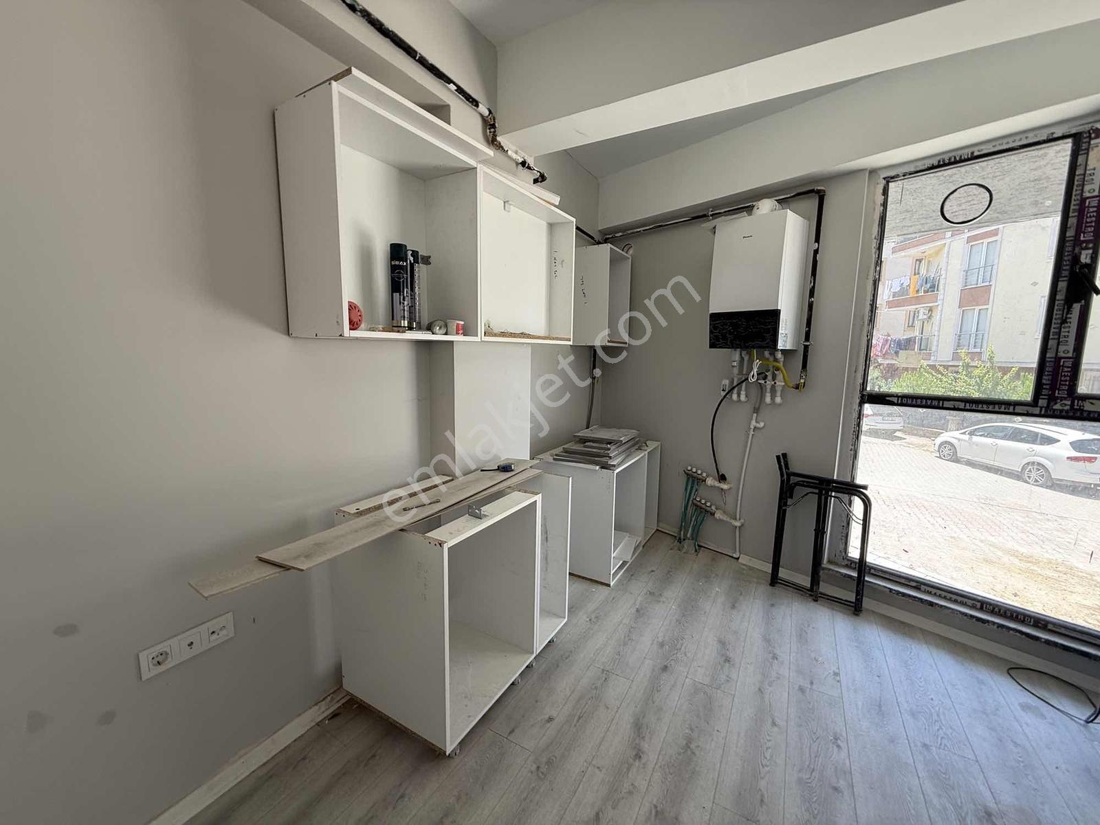 Adil Mahallesinde Merkezi Konum'da Görmeye Değer Daire - Görsel 33