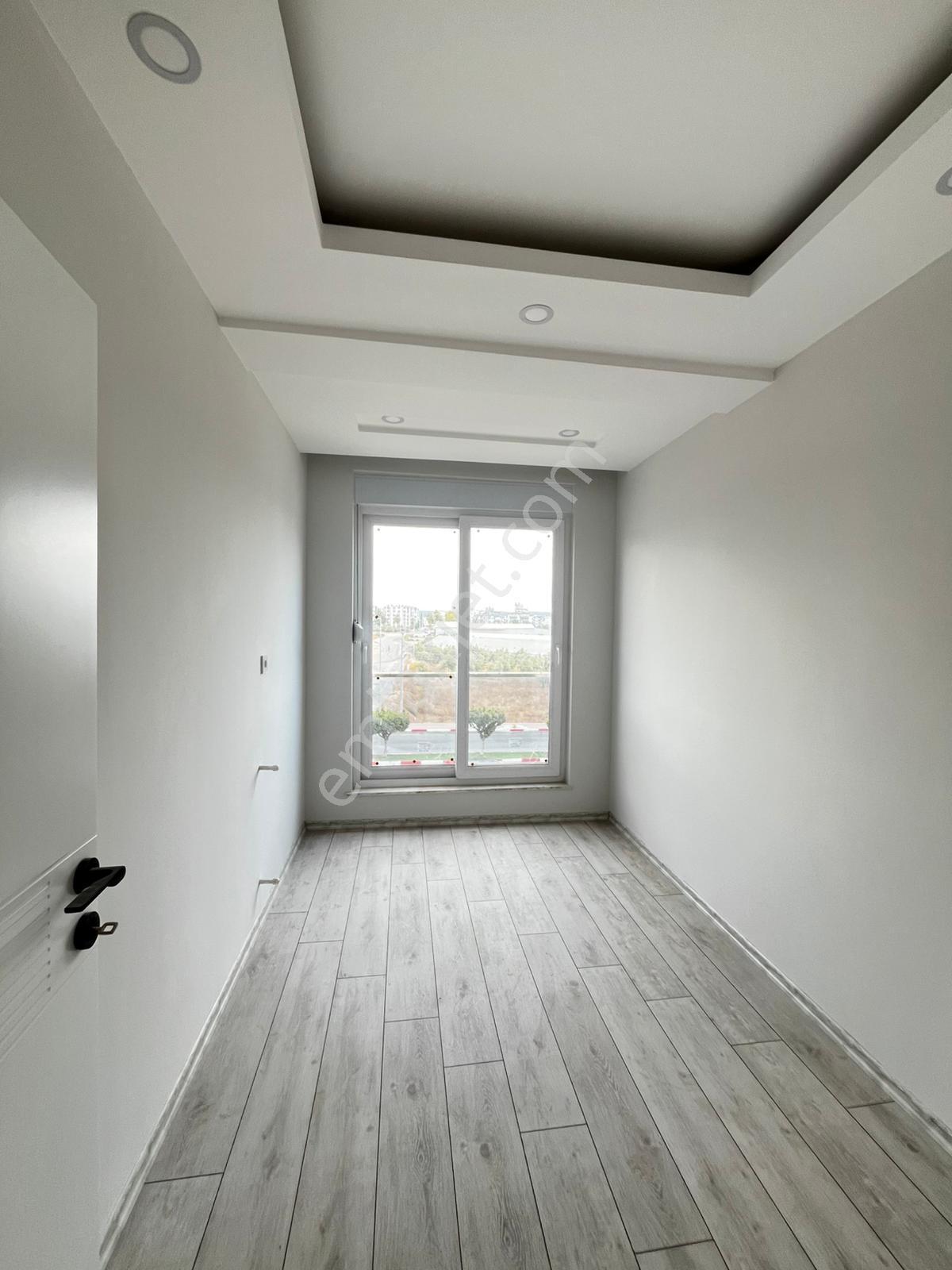 Tramva'a Adım Mesafede Katta Geniş Ve Ferah 2+1 100 M2 Satılık - Görsel 27