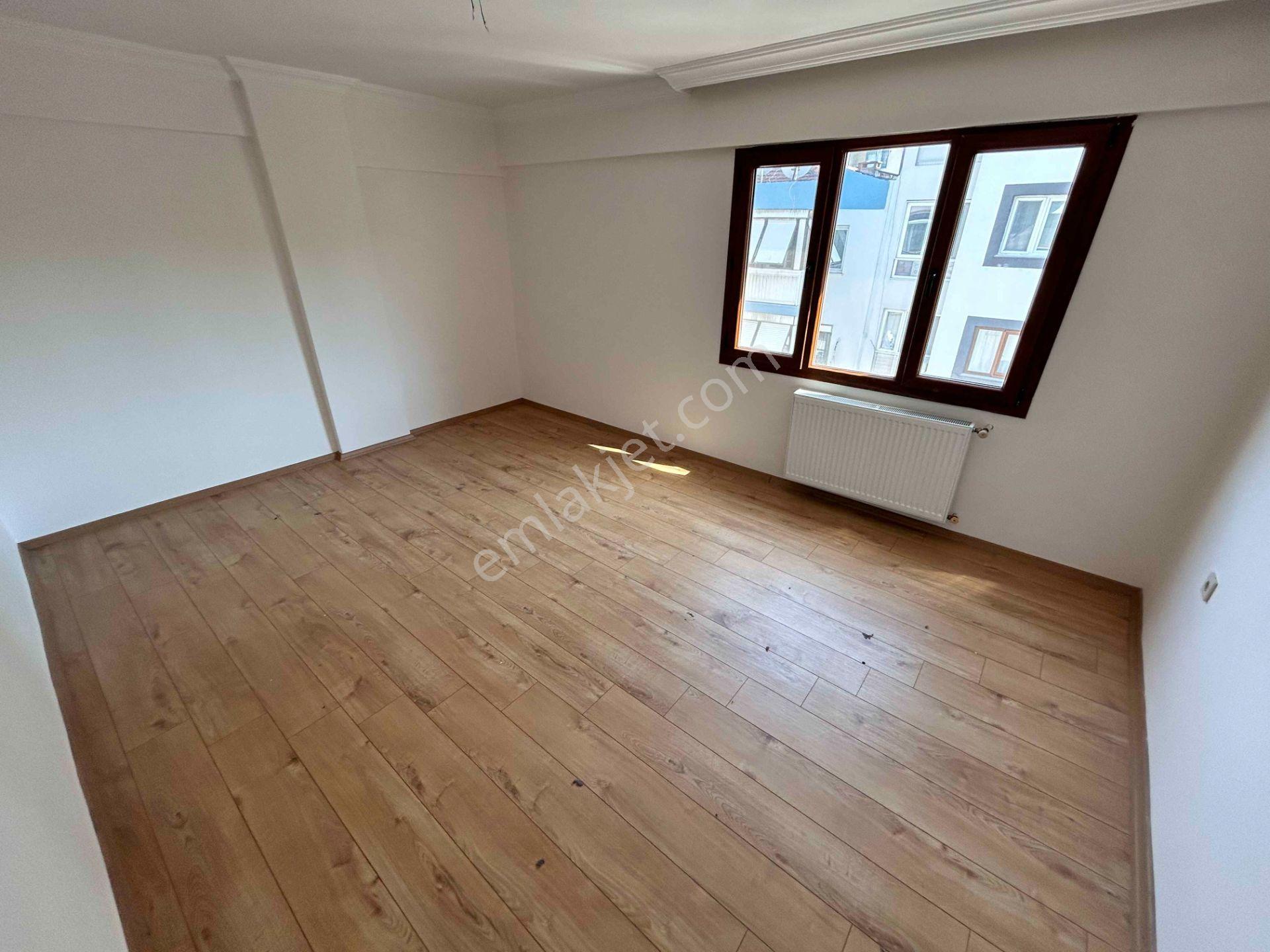 Bahriye Üçok Bulvarı Üzeri, Üç Cepheli, Tadilatlı Kiralık 3+1 Daire - Görsel 12