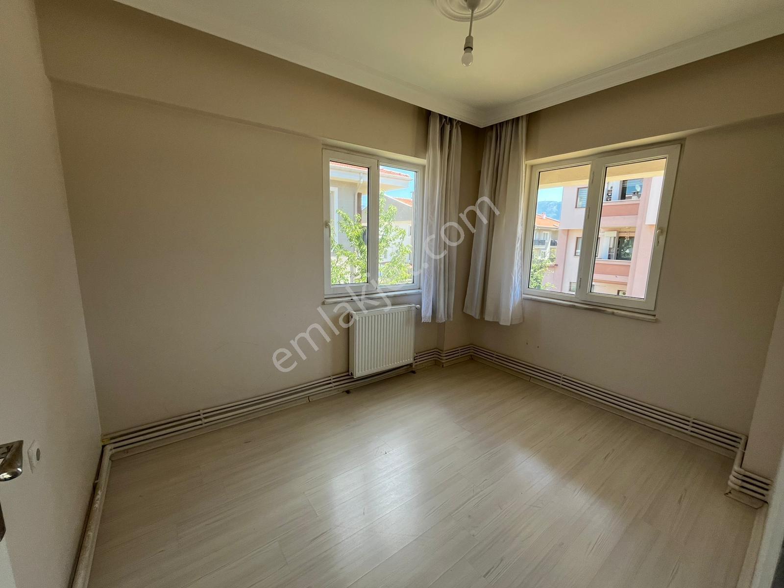 Muğla Kötekli Mah. Özel Harekat Karşısında 1+1 Kiralık Daire - Görsel 14