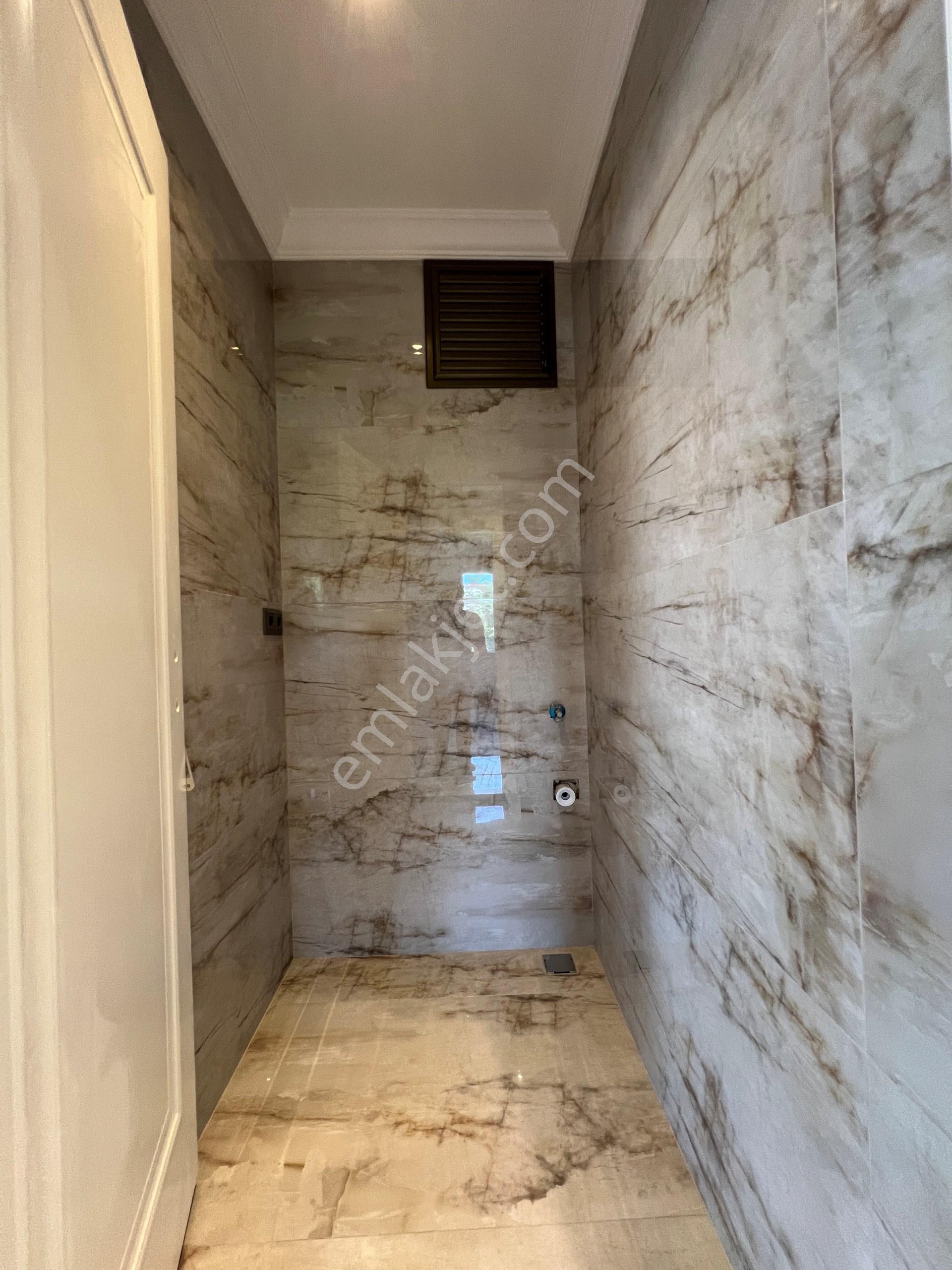 Trabzon Sürmene'de Deniz Manzaralı,site İçi Lüks 4+1 Daire, 230 M² - Görsel 13