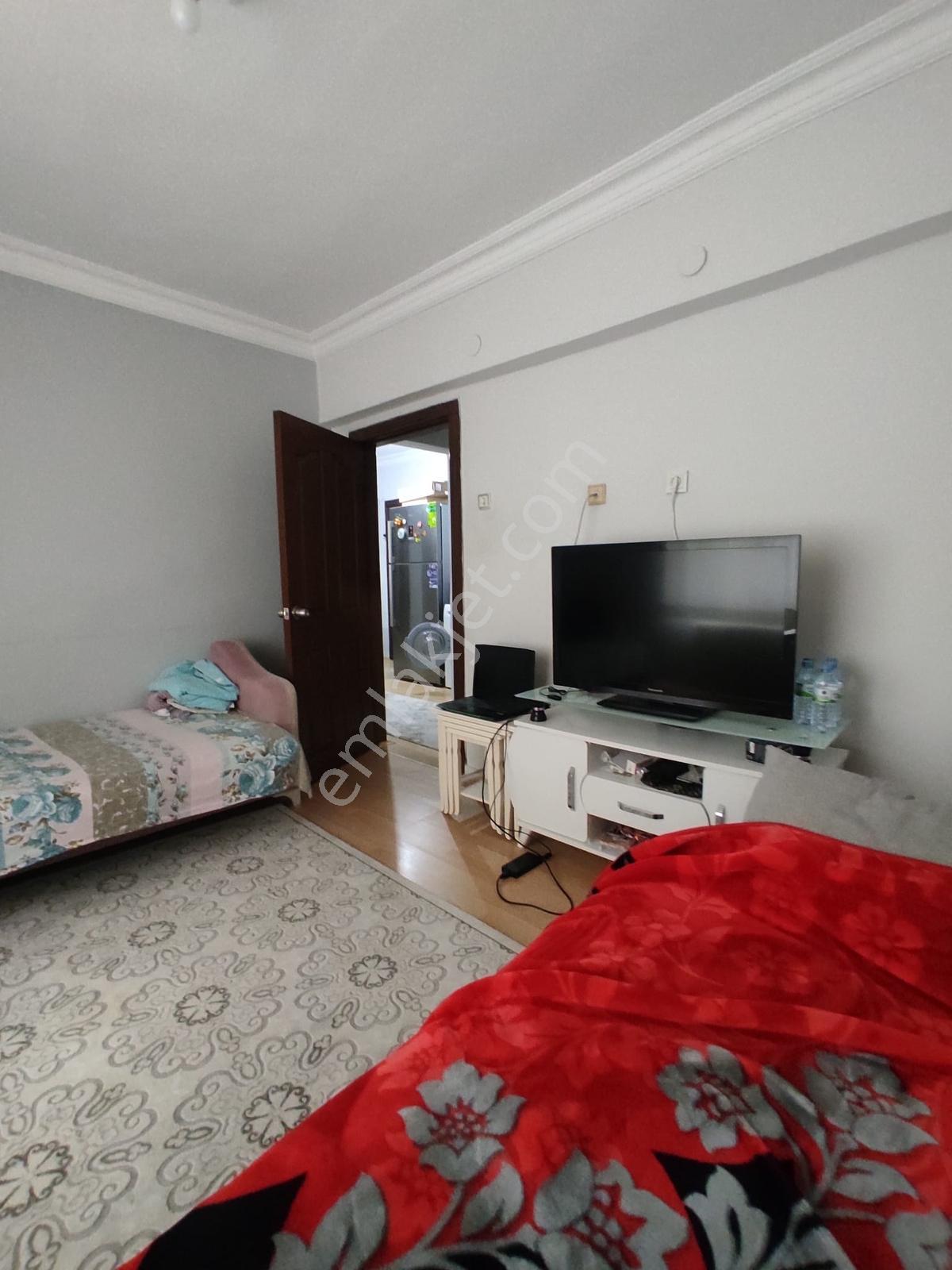 Hastane Metroya Çok Yakın Ara Kat Eşyalı 3+1 Kiralık Daire - Görsel 3