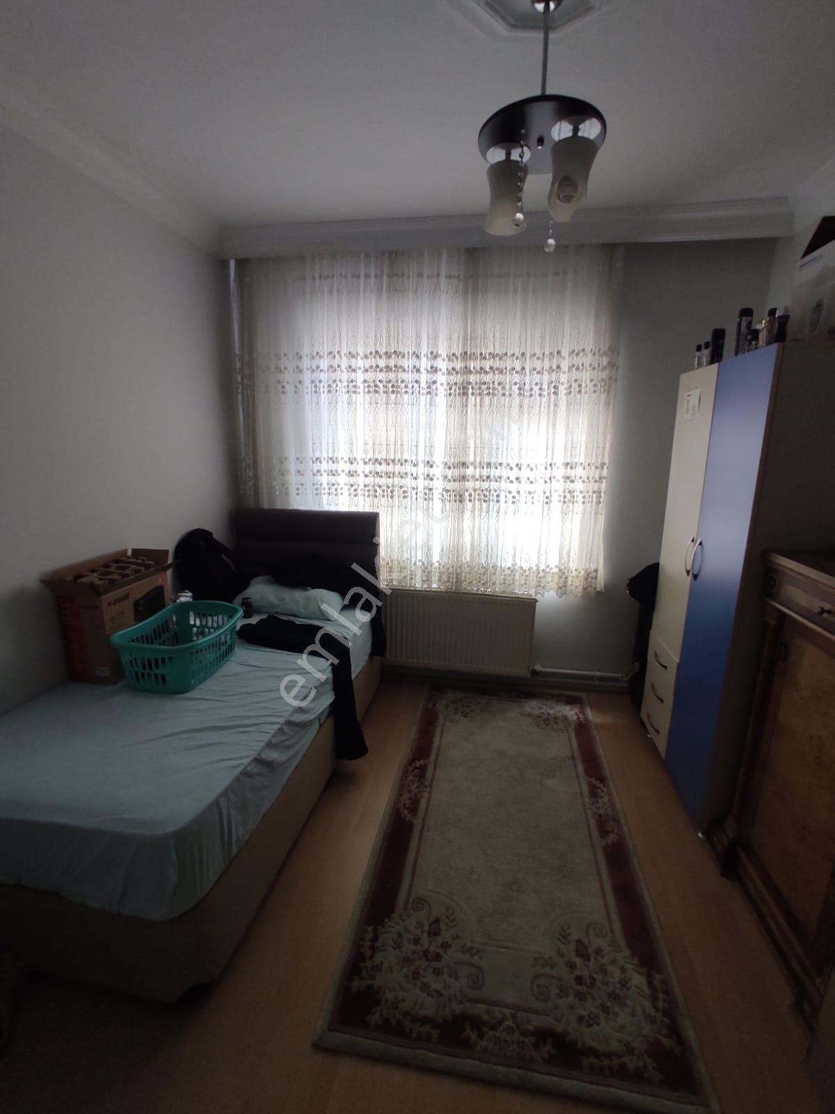 Hastane Metroya Çok Yakın Ara Kat Eşyalı 3+1 Kiralık Daire - Görsel 6