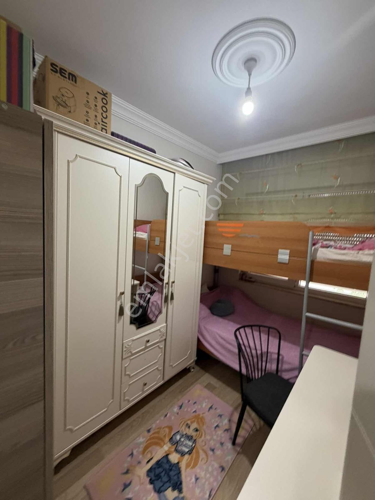 Ünsal Mahallesi Satılık 2+1 Kat-2 G/d/k Cephe Asansörlü - Görsel 11