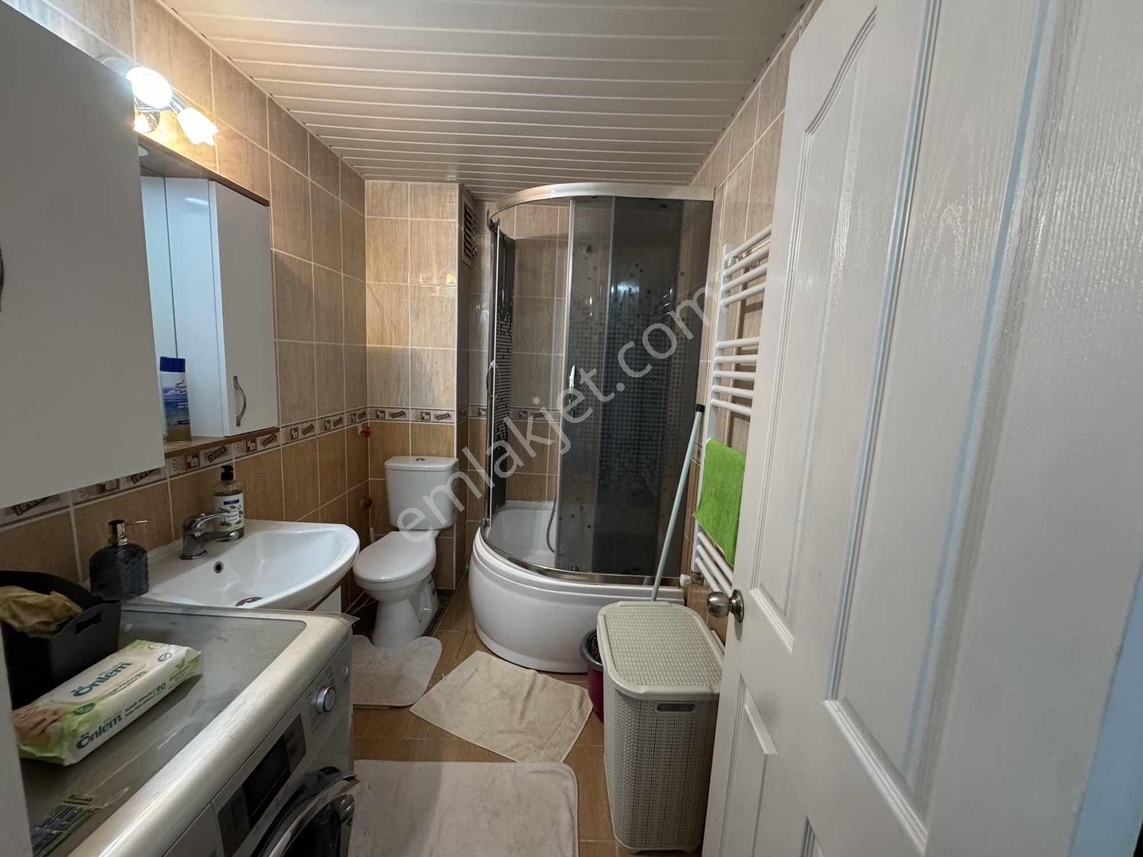 Güzeloba Merkezde Geniş Kiralık Eşyalı 2+1 Daire - Görsel 5