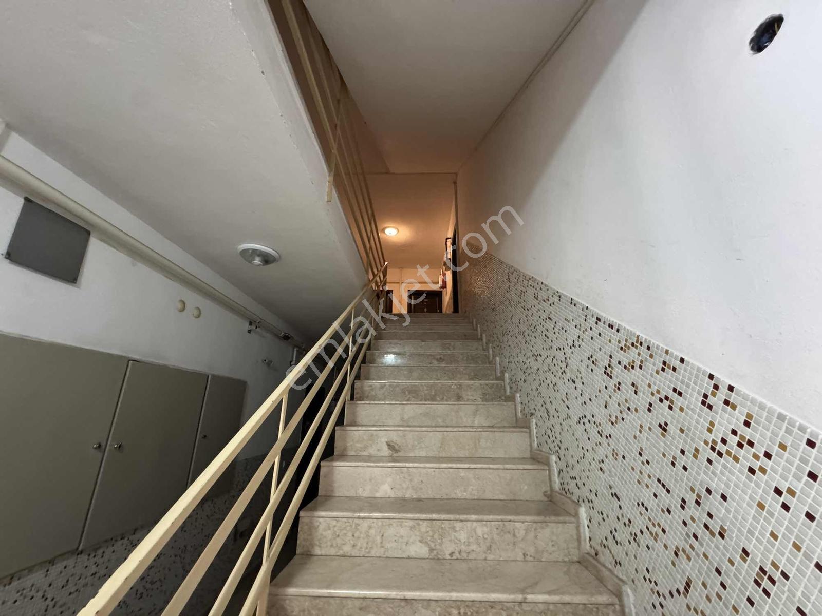 Güzeloba Merkezde Geniş Kiralık Eşyalı 2+1 Daire - Görsel 24