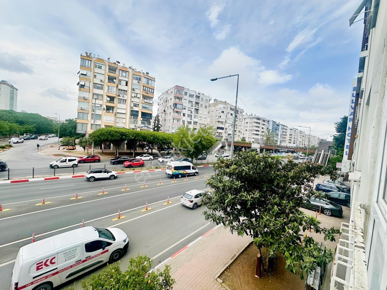 Berrin Kavcar'dan 100.yıl Caddesinde Kiralık Ofis &büro - Görsel 2