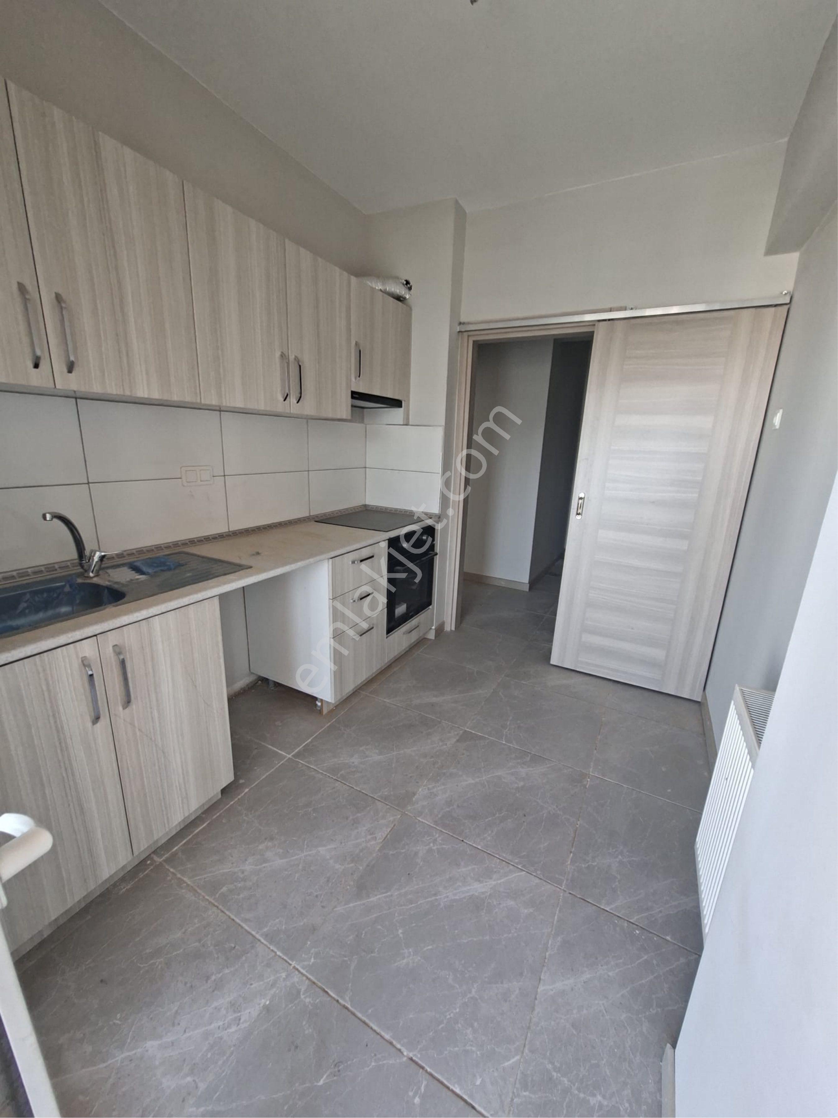 Güneş Mh Güneş Evleri Kiralık 2+1 Net90m Daire Site İçerisinde Kat 11