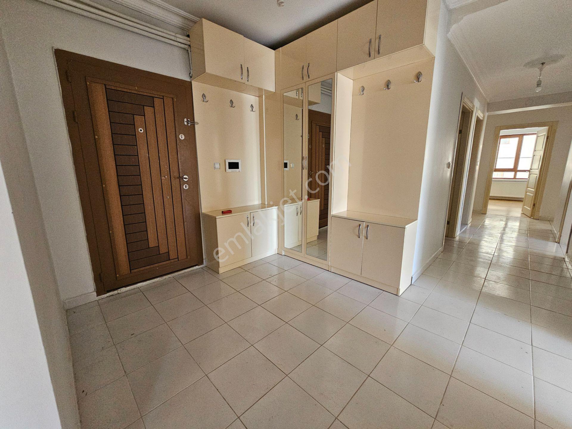 Bademilik Mh. Zeytinlik Sk. 3+1 Asansörlü Ebeveyn Banyolu - Görsel 15