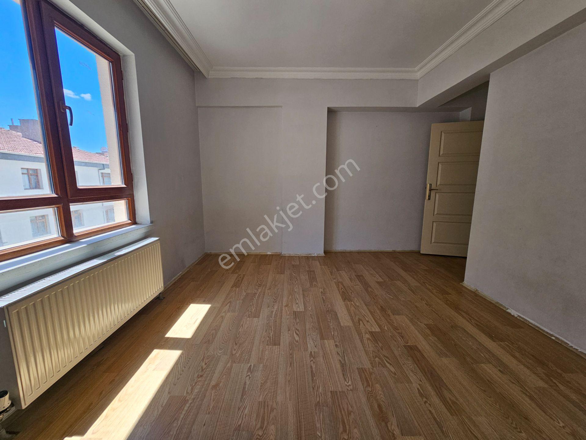 Bademilik Mh. Zeytinlik Sk. 3+1 Asansörlü Ebeveyn Banyolu - Görsel 5
