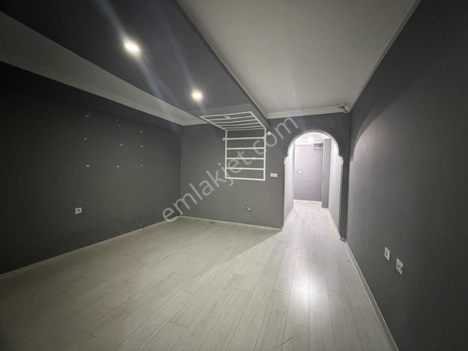 Şarampol Caddesi Kapalı Yolda İş Merkezinde 2+1 Kiralık Ofis - Görsel 13