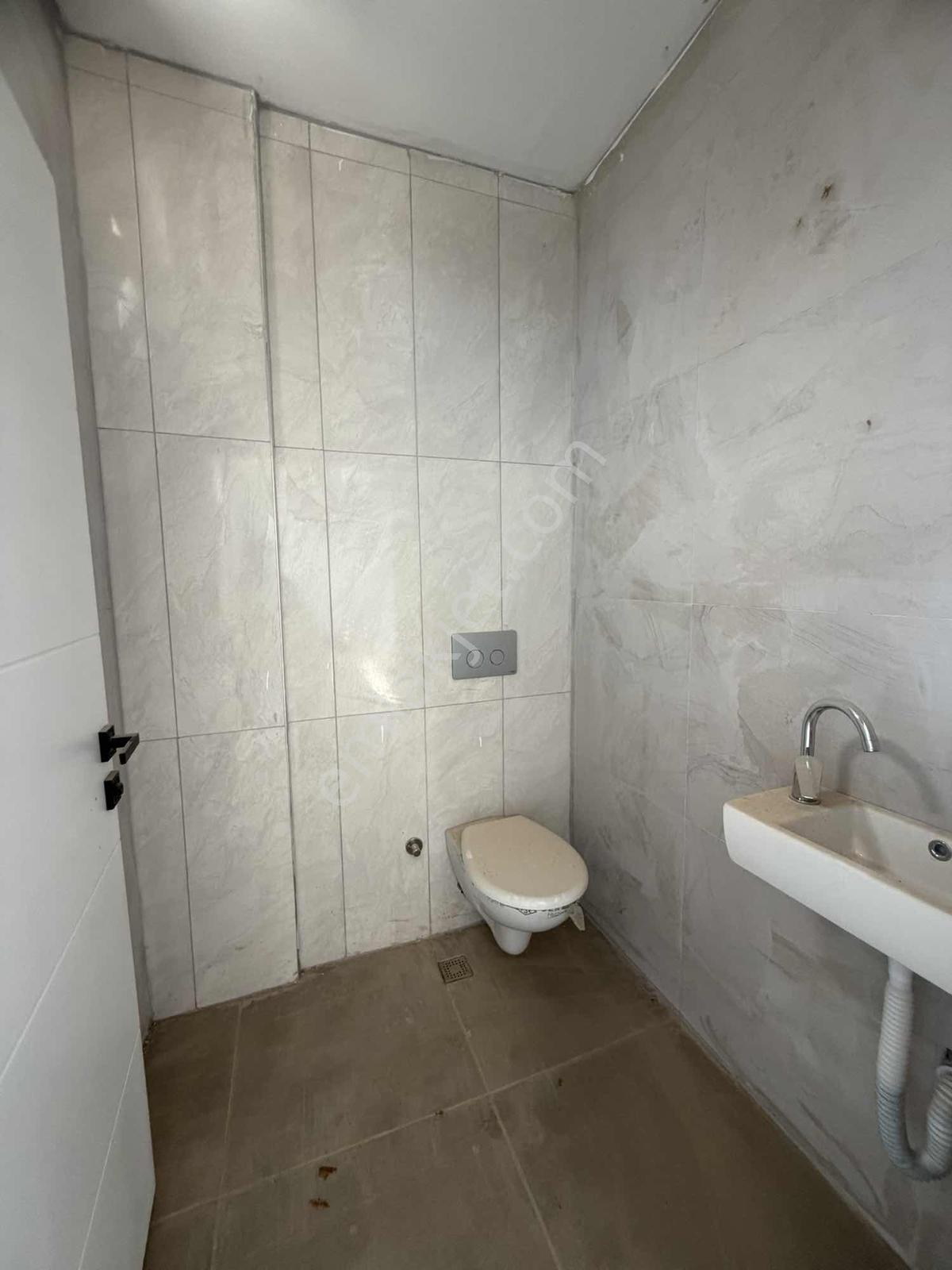 Altıntaş'ta 40'lık Yol Üzeri 120m2 Kiralık Dükkan - Görsel 11