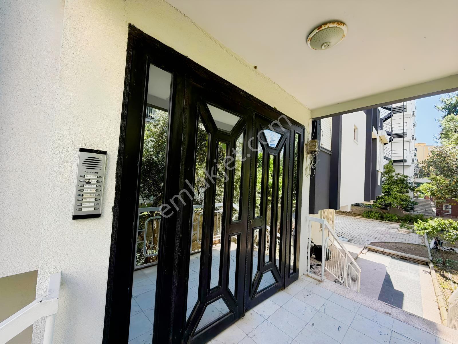 Güzeloba'da Deniz Ve Orman Manzaralı Kiralık 3 + 1 Ferah Daire - Görsel 16