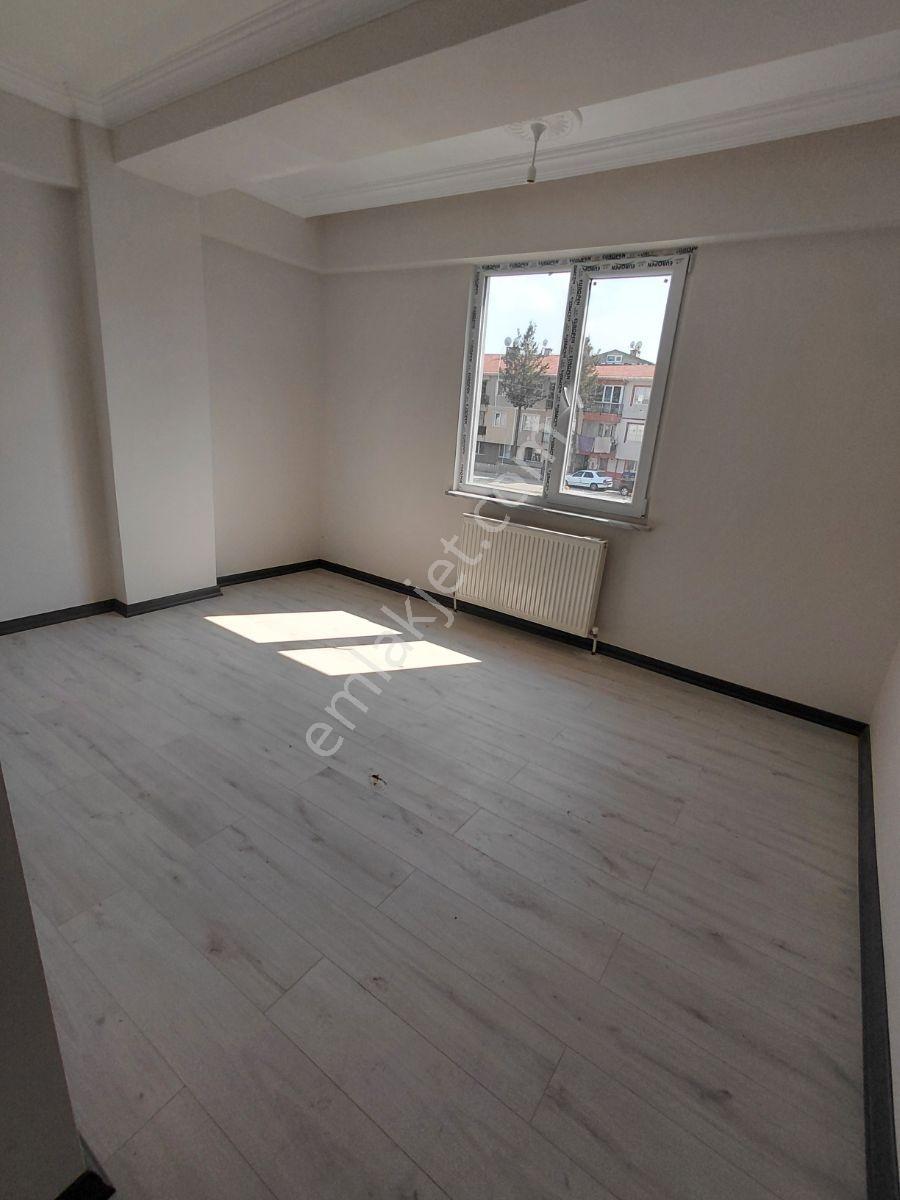 Ergene Sağlık Mahallesinde Geniş Balkonlu Satılık 2+1 Daire - Görsel 22