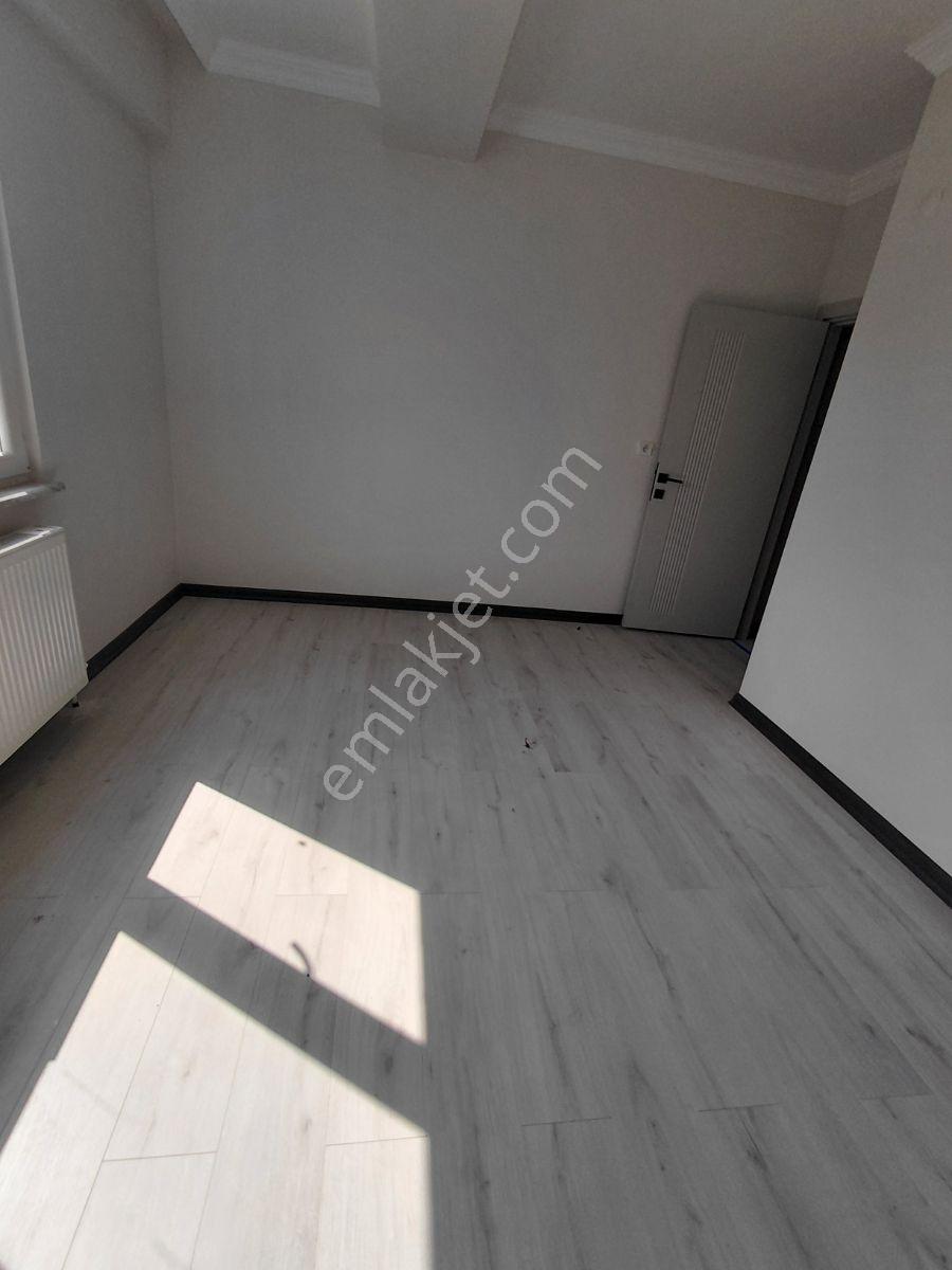 Ergene Sağlık Mahallesinde Geniş Balkonlu Satılık 2+1 Daire - Görsel 12