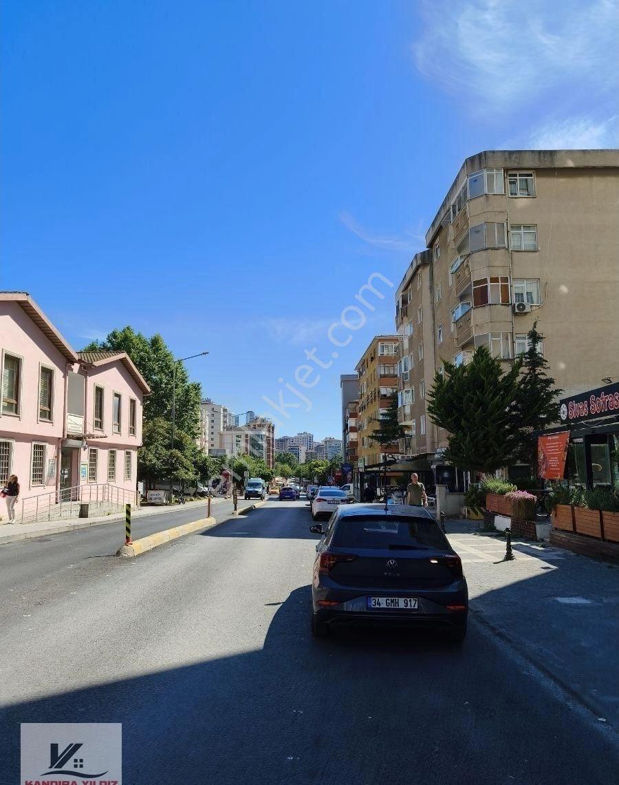 Kadıköy Merdivenköy Mah. Merkezi Konumda 2+1 85 M2 2.kat Daire - Görsel 11