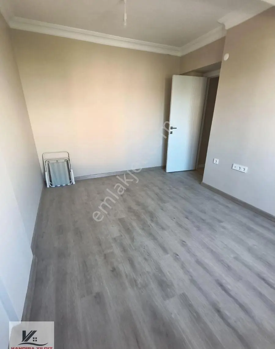 Kadıköy Merdivenköy Mah. Merkezi Konumda 2+1 85 M2 2.kat Daire - Görsel 6