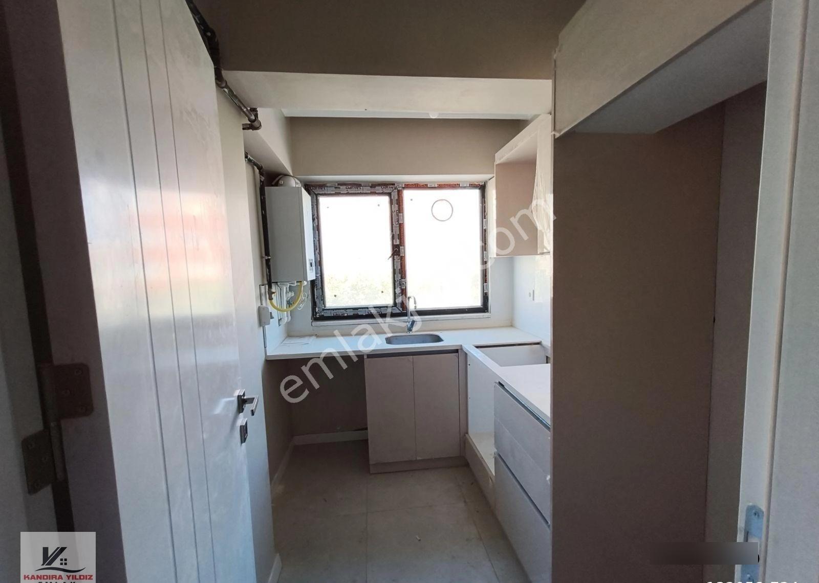 Kadıköy Merdivenköy Mah. Merkezi Konumda 2+1 85 M2 2.kat Daire - Görsel 10