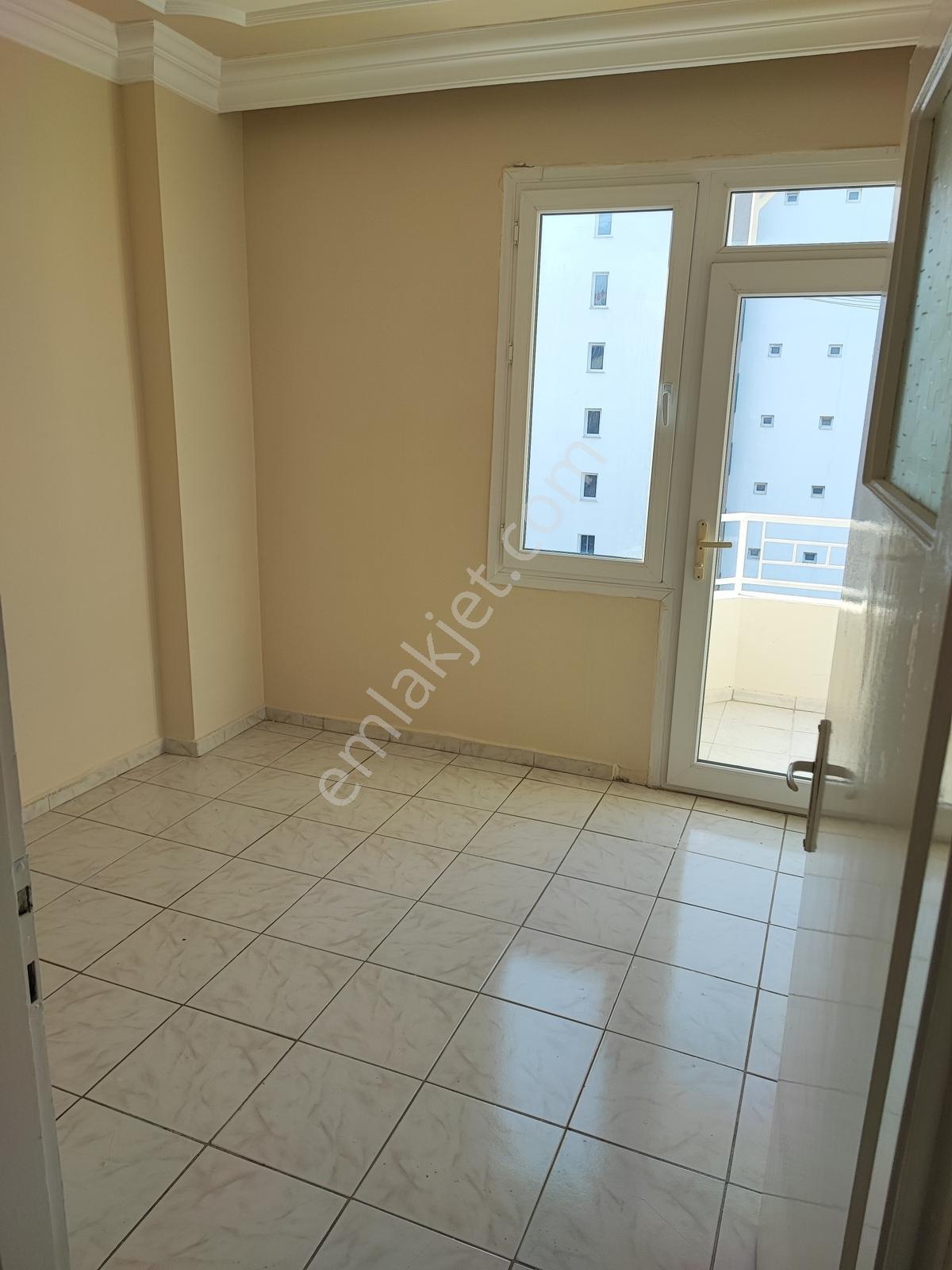 A&g Den Mezitli Yeni Mahallede Kiralık Yapılı 3+1 Daire - Görsel 2
