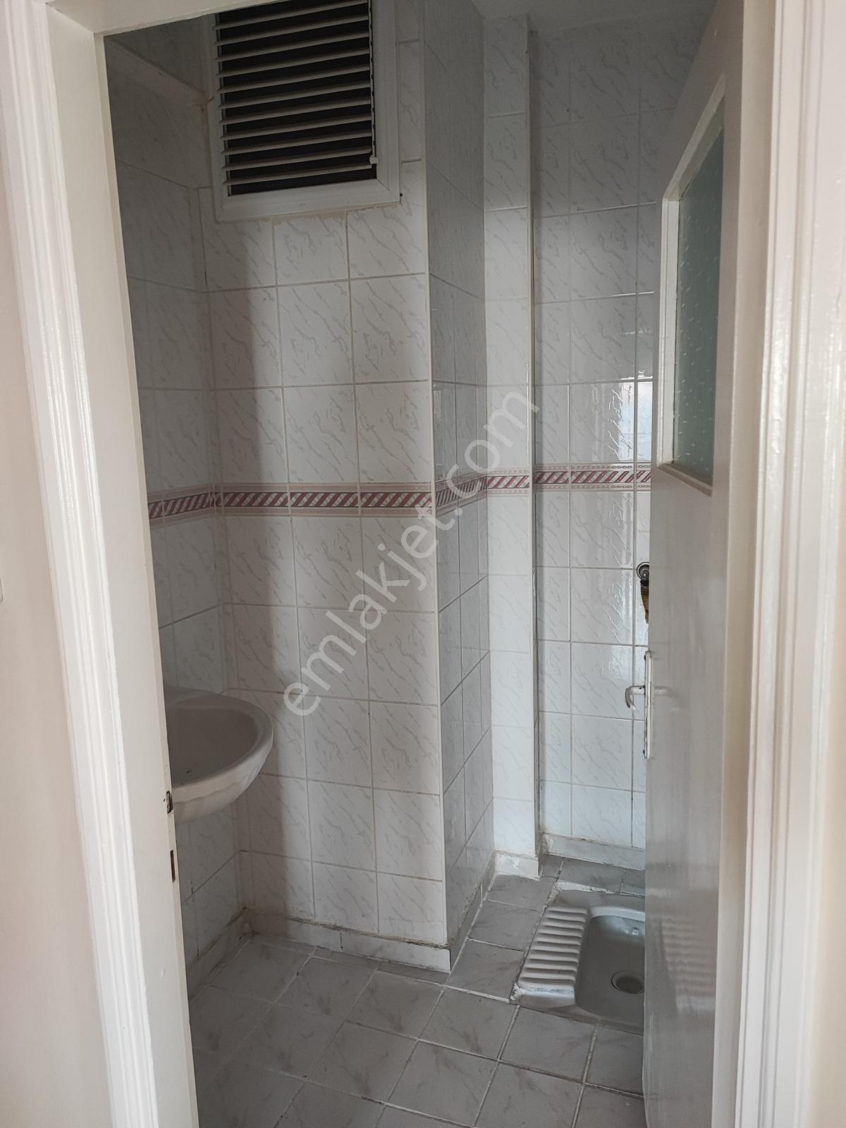 A&g Den Mezitli Yeni Mahallede Kiralık Yapılı 3+1 Daire - Görsel 16