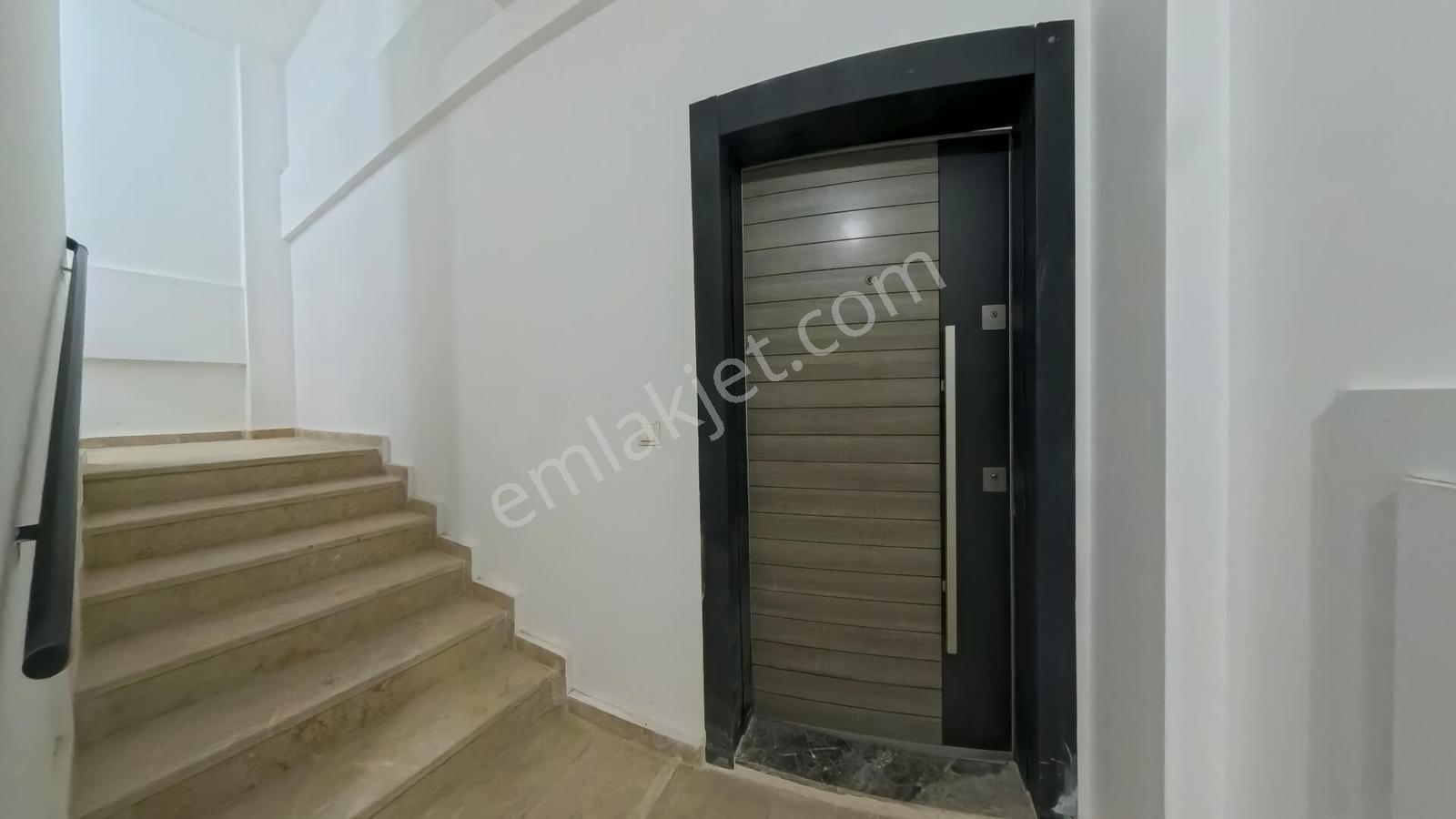 Pirireis Mahallesinde 3+1 Zeminden Isıtma Satılık Daire - Görsel 15
