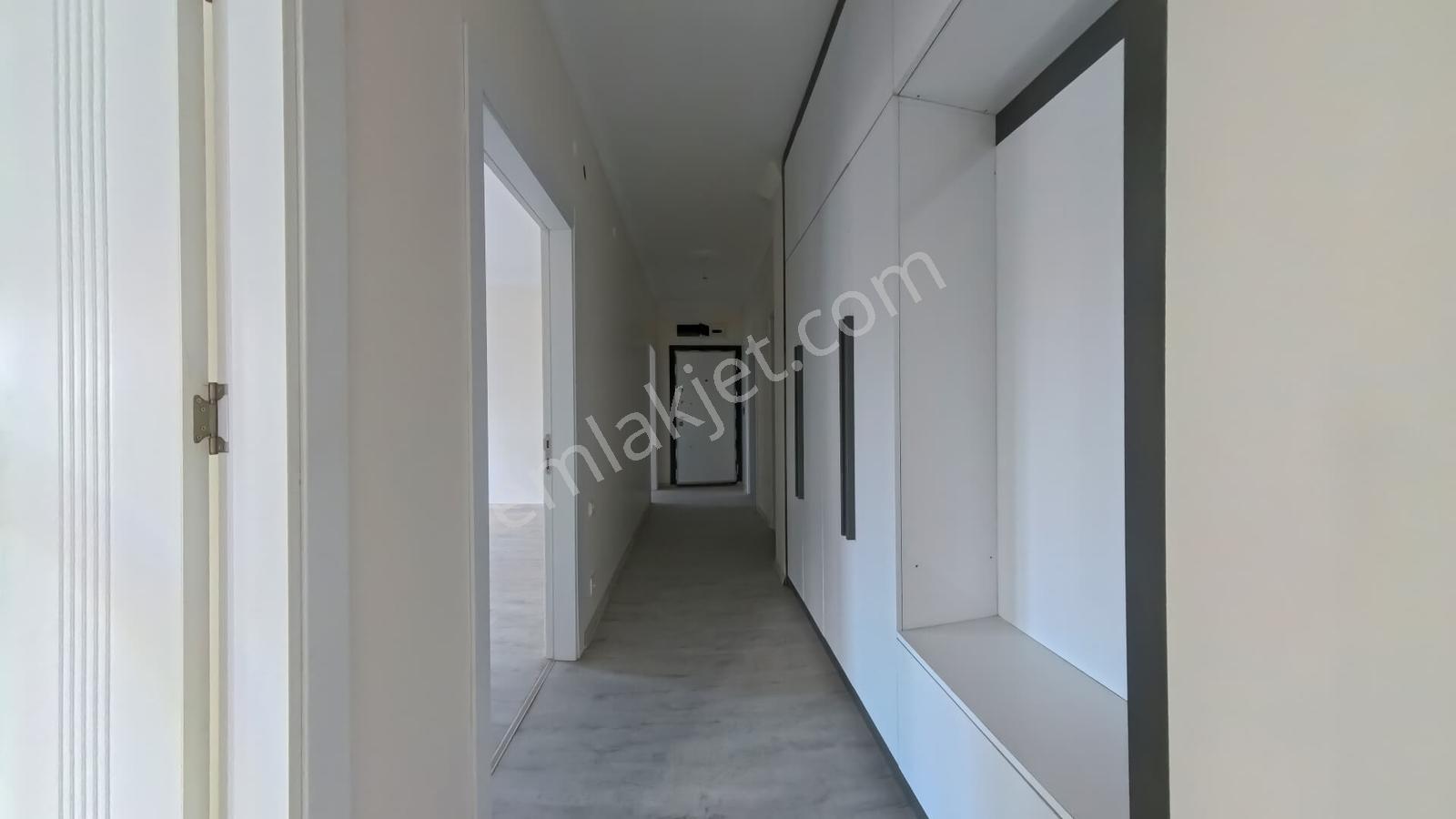 Pirireis Mahallesinde 3+1 Zeminden Isıtma Satılık Daire - Görsel 12