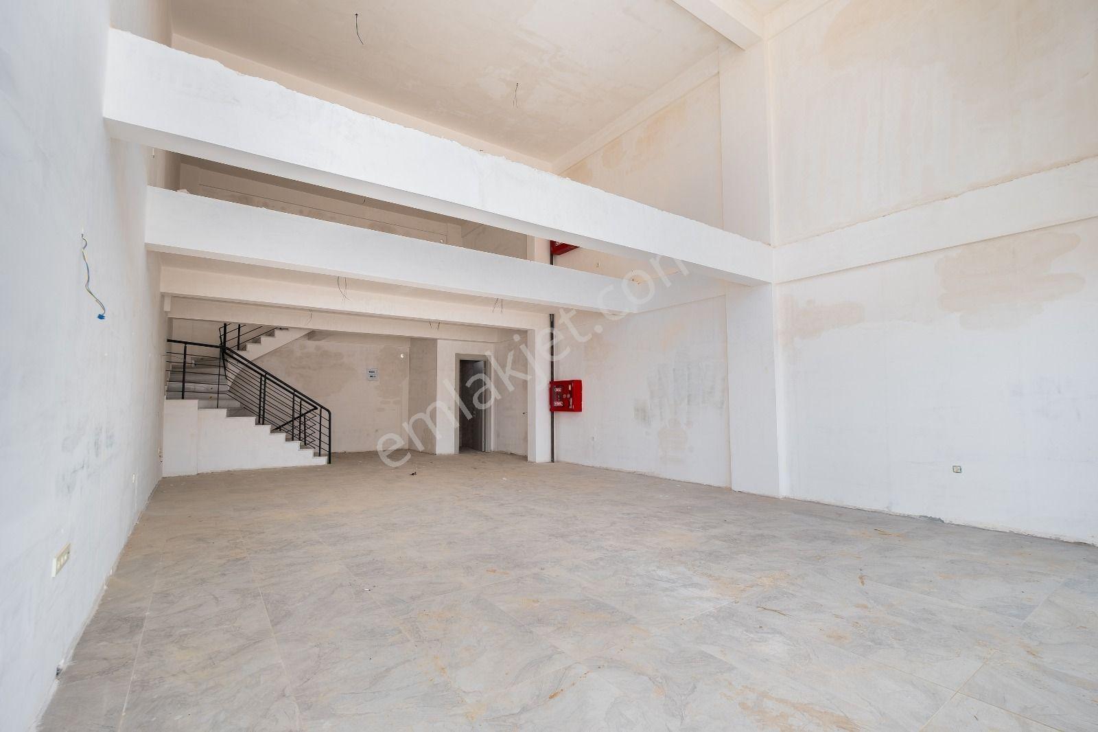 Altıntaş 'ın En Değerli Cad. 40 Lık Yolda 264 M2 Kiralık Dükkan - Görsel 24