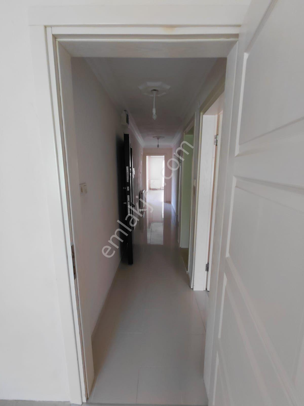 Remax Mid Atatürk Mahallesı Ümıt Sokak Kıralık 3+1 Daire - Görsel 22