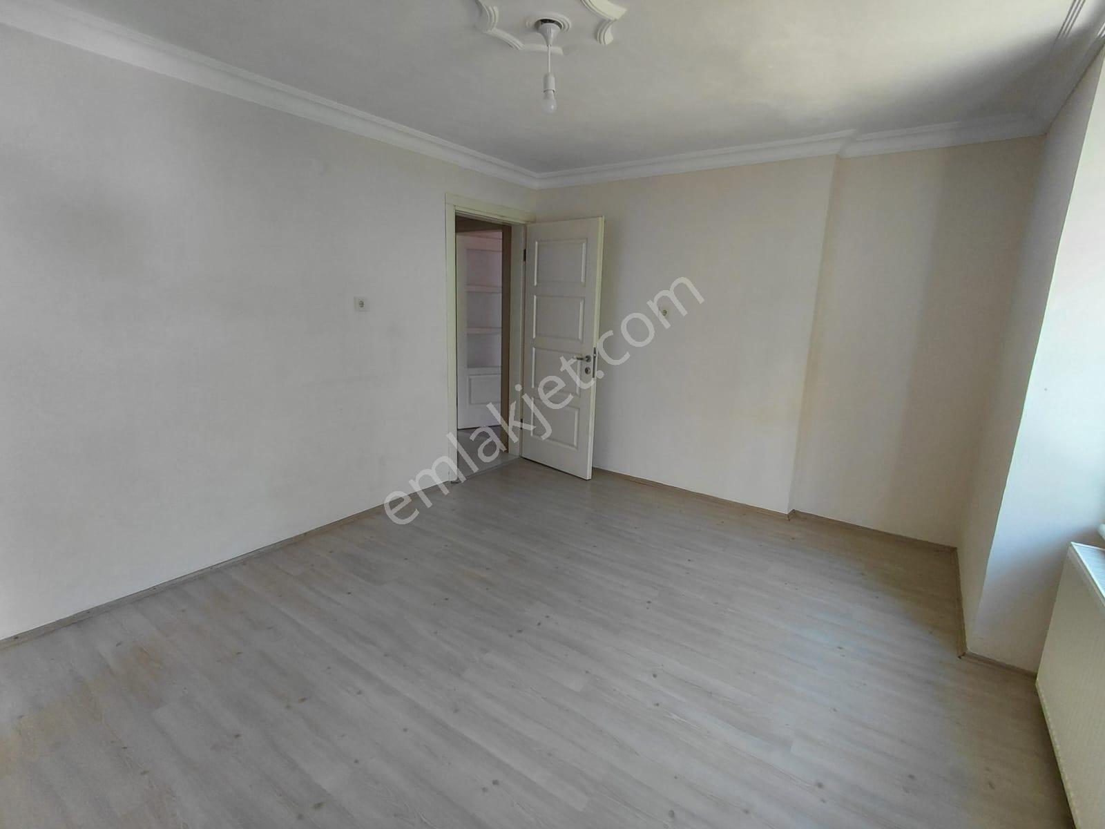 Remax Mid Atatürk Mahallesı Ümıt Sokak Kıralık 3+1 Daire - Görsel 20