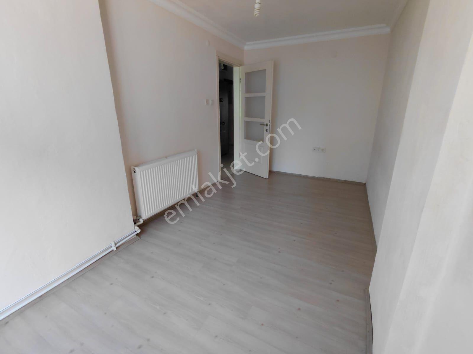 Remax Mid Atatürk Mahallesı Ümıt Sokak Kıralık 3+1 Daire - Görsel 17