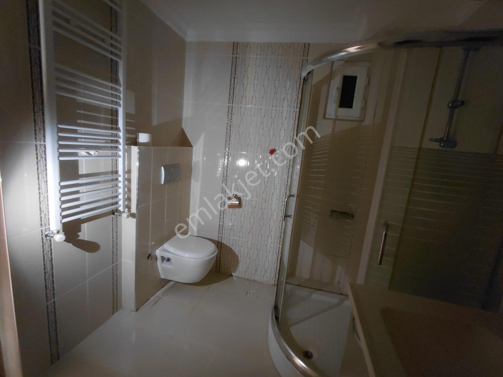 Remax Mid Atatürk Mahallesı Ümıt Sokak Kıralık 3+1 Daire - Görsel 15