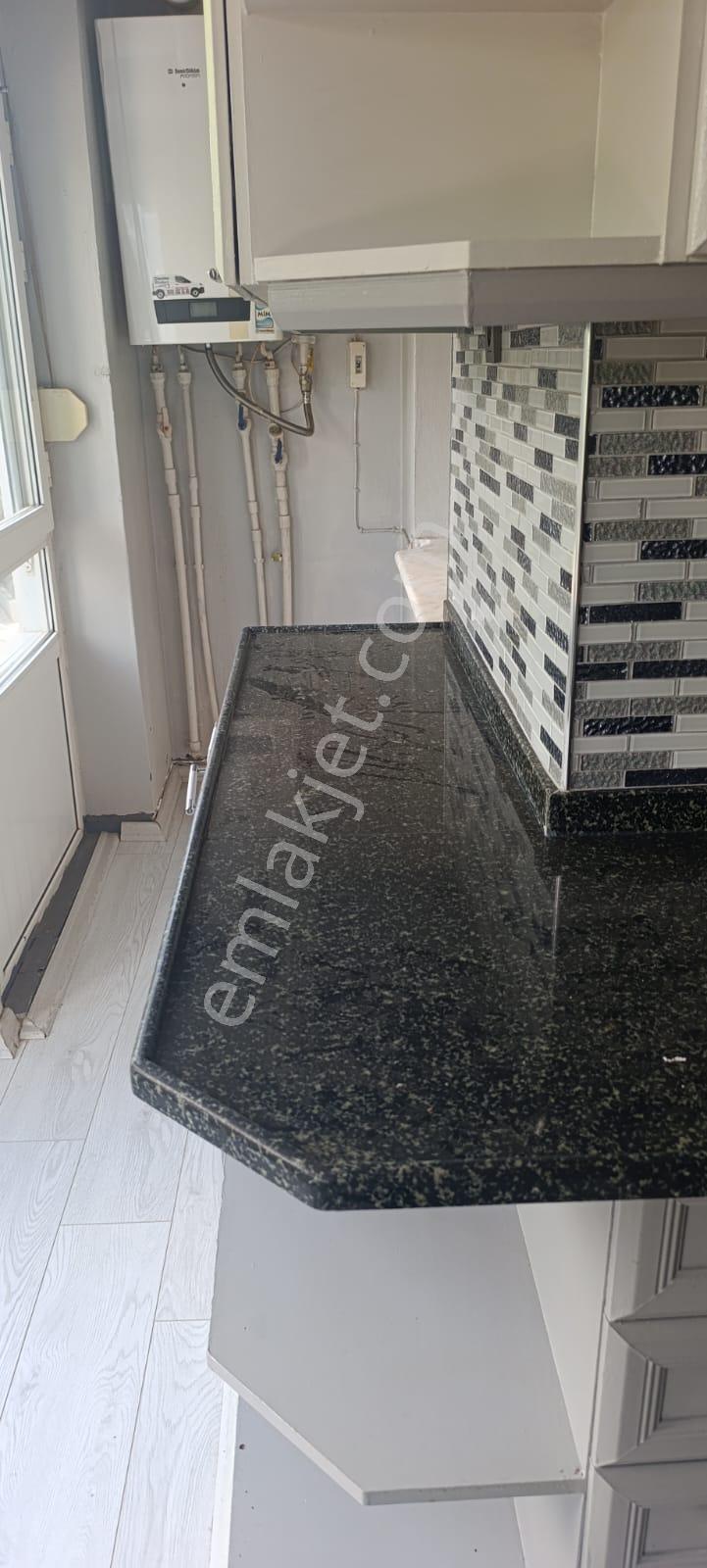 Bornova Evka4 Mahallesinde Kiralık 3+1 Daire - Görsel 6