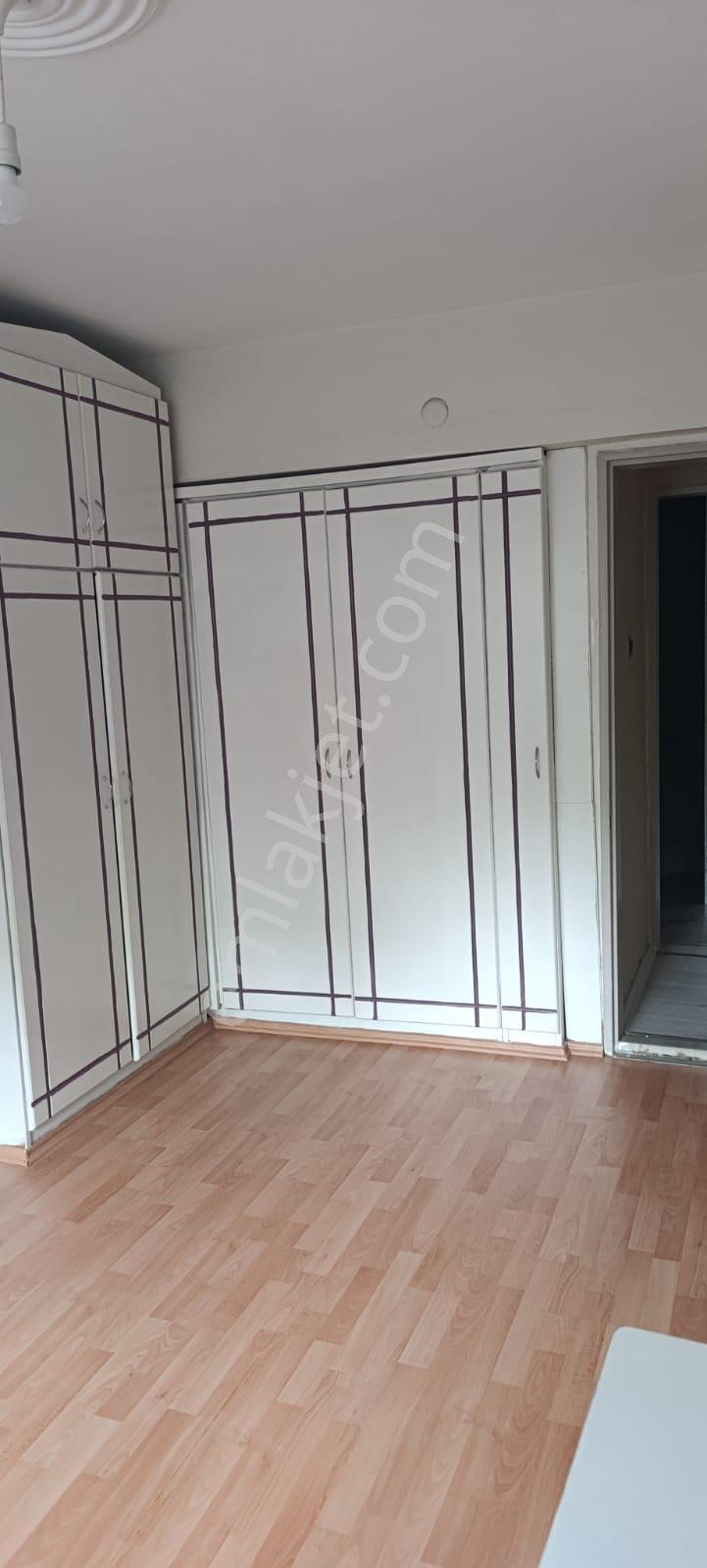 Bornova Evka4 Mahallesinde Kiralık 3+1 Daire - Görsel 10