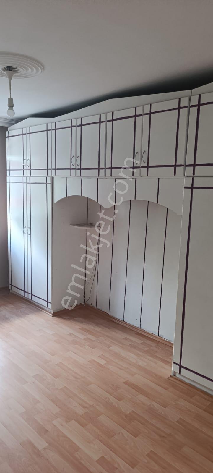 Bornova Evka4 Mahallesinde Kiralık 3+1 Daire - Görsel 8