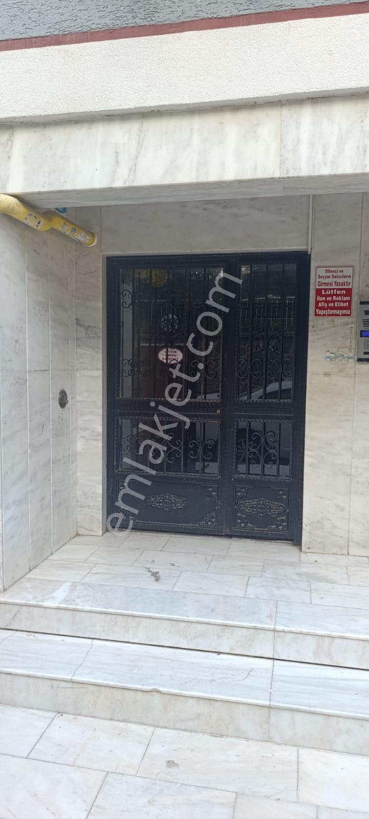 Bornova Evka4 Mahallesinde Kiralık 3+1 Daire